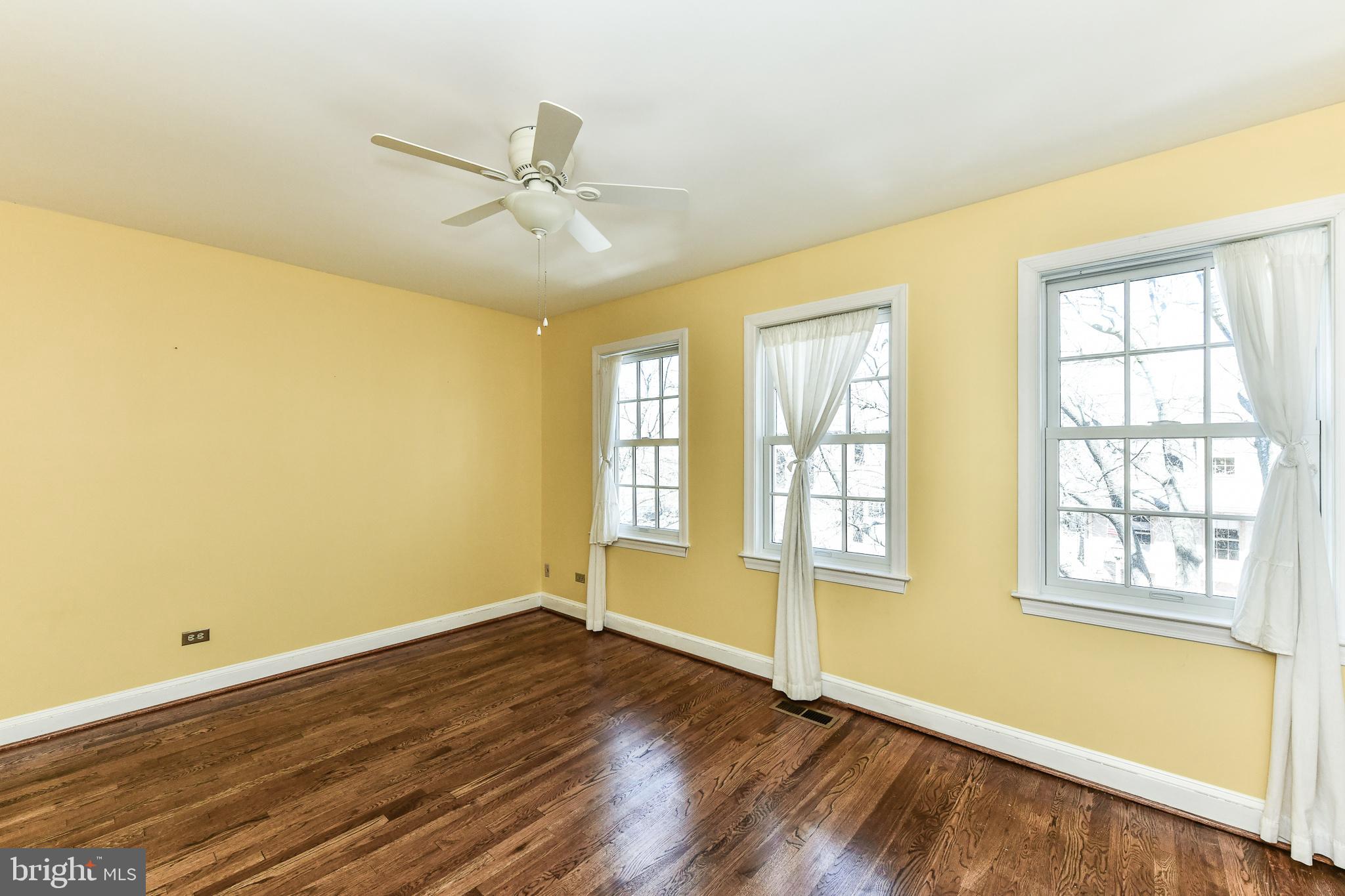 120 Princess St