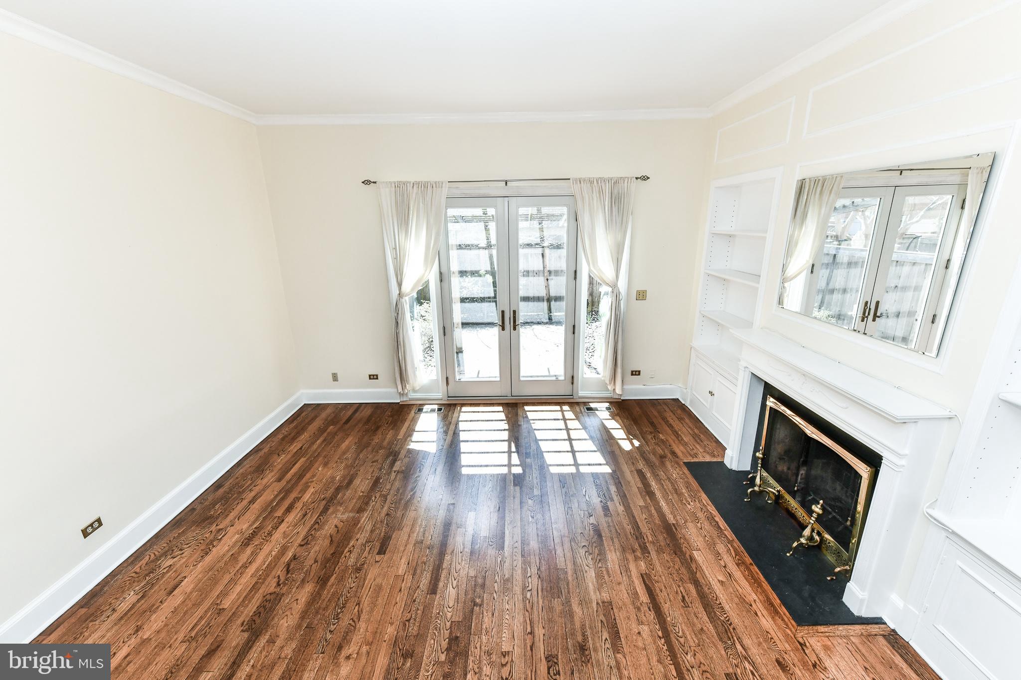 120 Princess St
