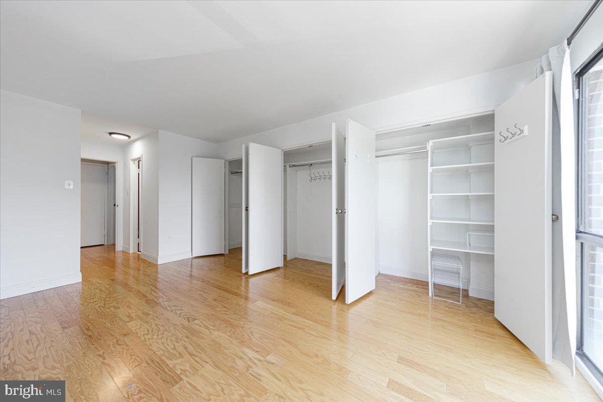 250 S Reynolds St #305