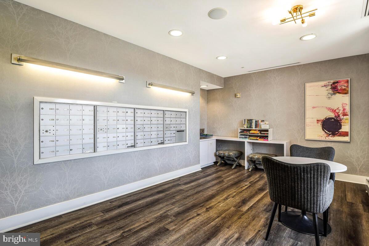 1111 Oronoco St #340