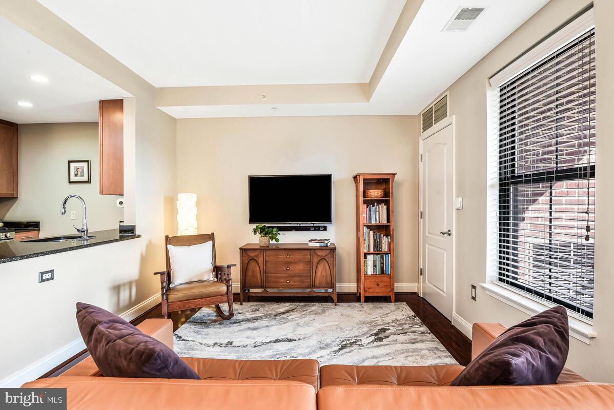 1111 Oronoco St #340