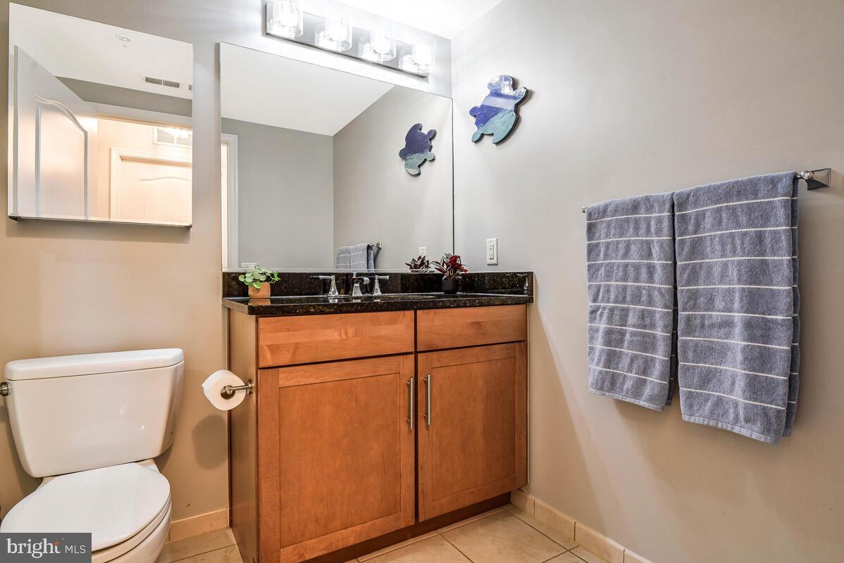 1111 Oronoco St #340