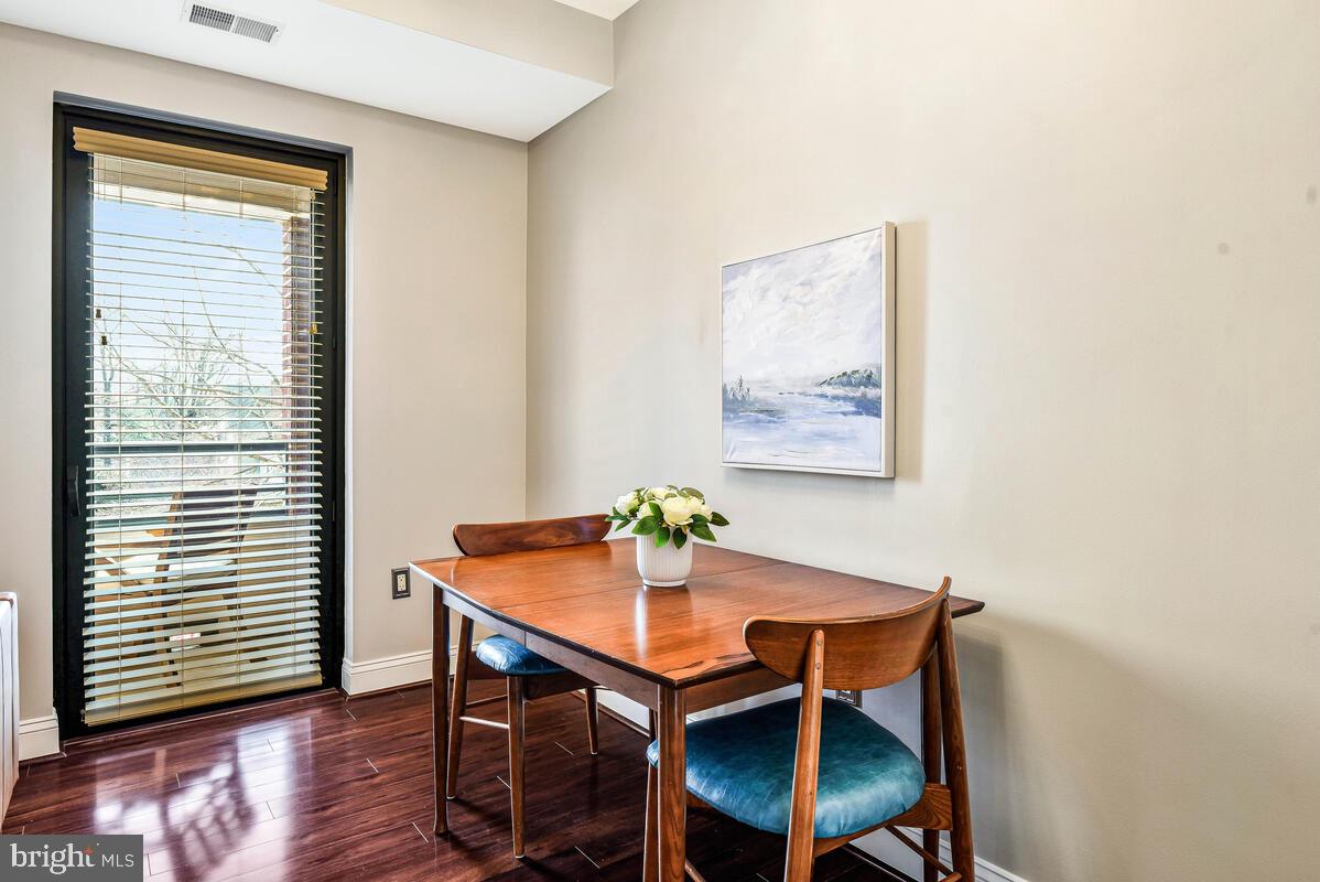 1111 Oronoco St #340