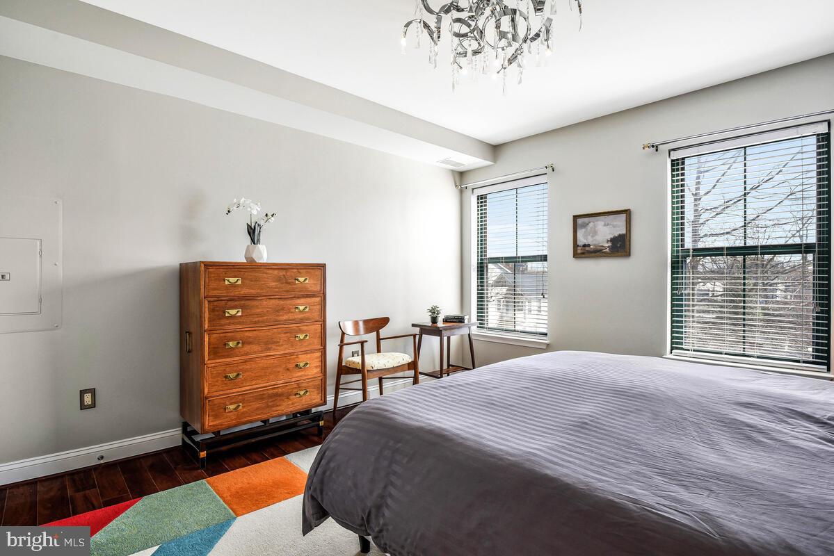 1111 Oronoco St #340