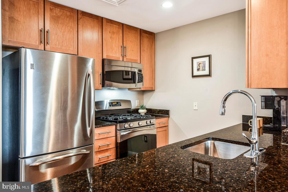 1111 Oronoco St #340