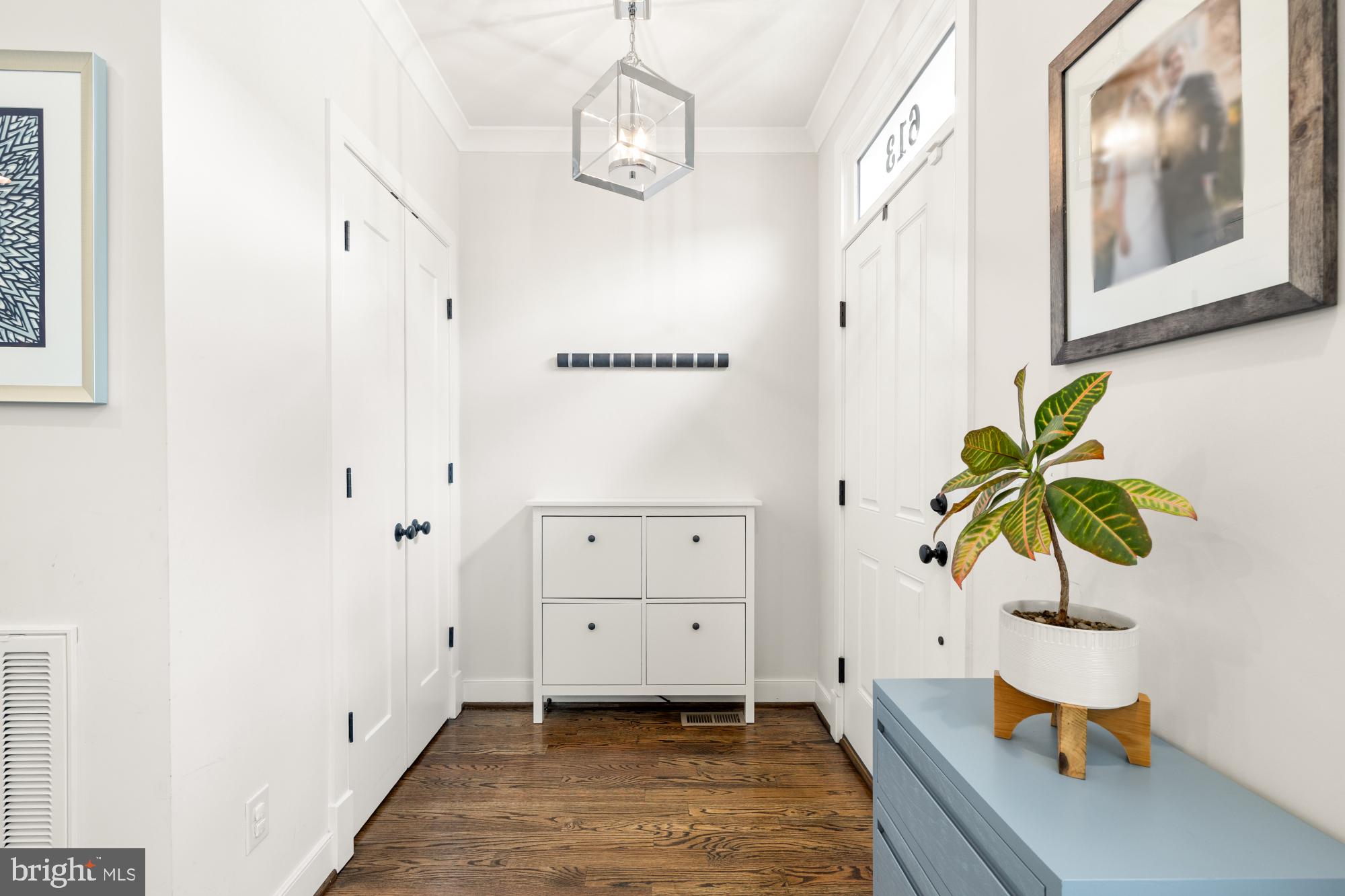 613 N Columbus Street