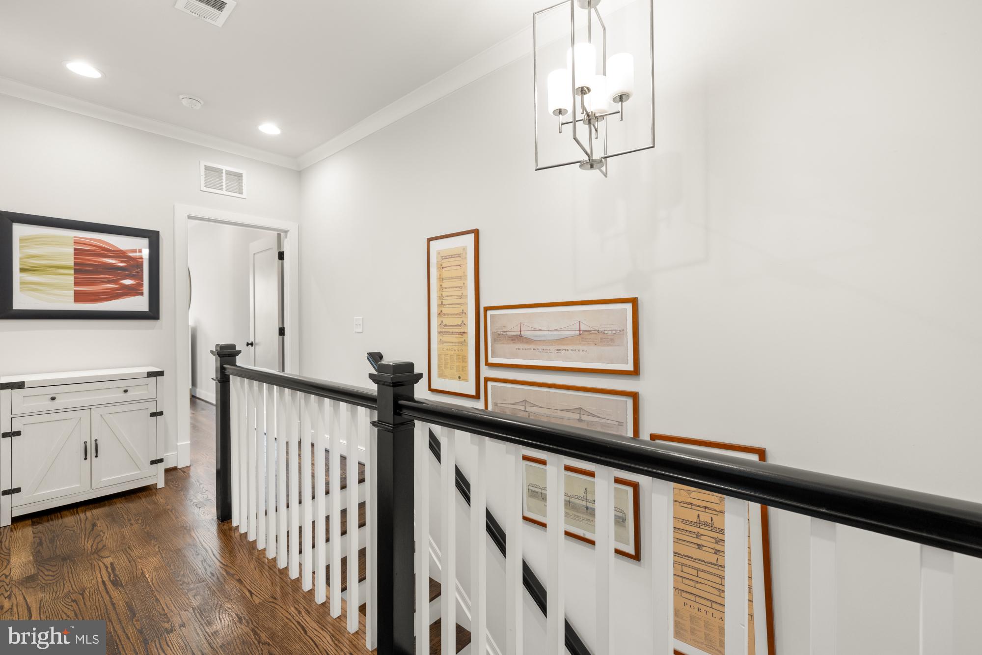 613 N Columbus Street