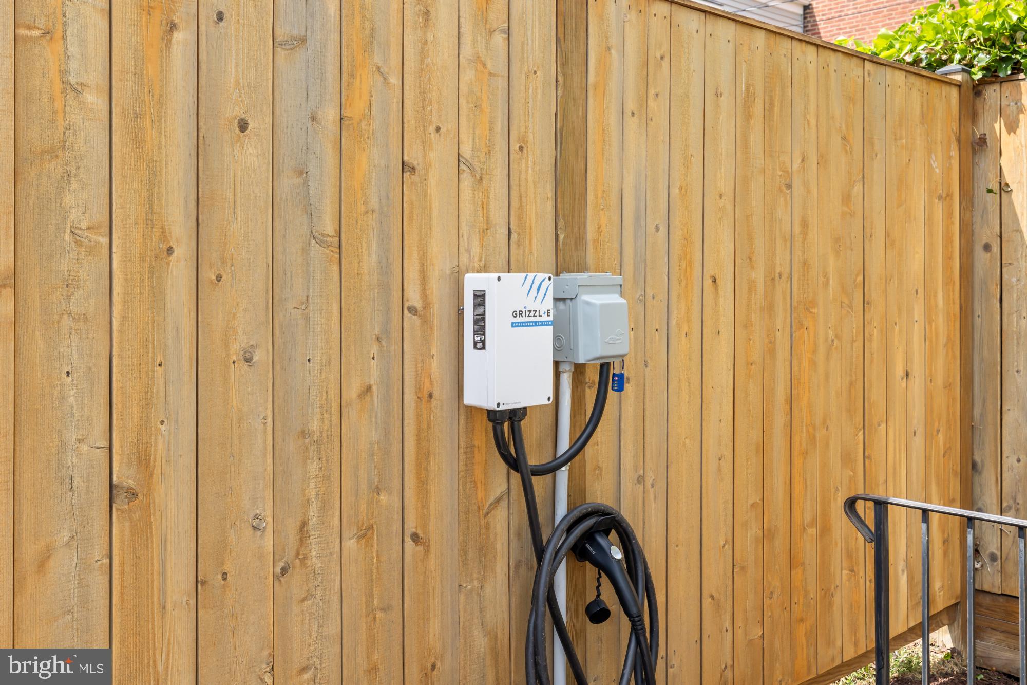 613 N Columbus Street