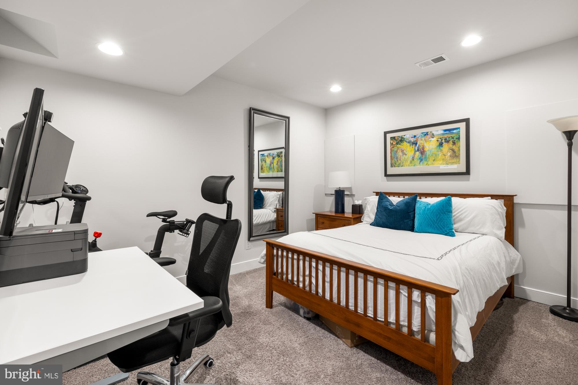 613 N Columbus Street