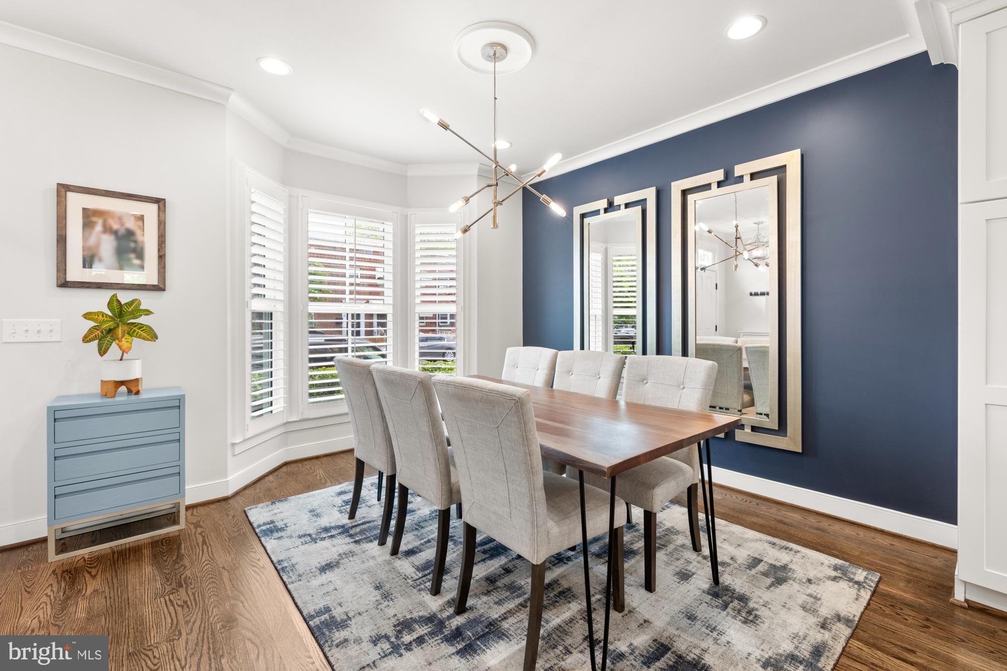 613 N Columbus Street