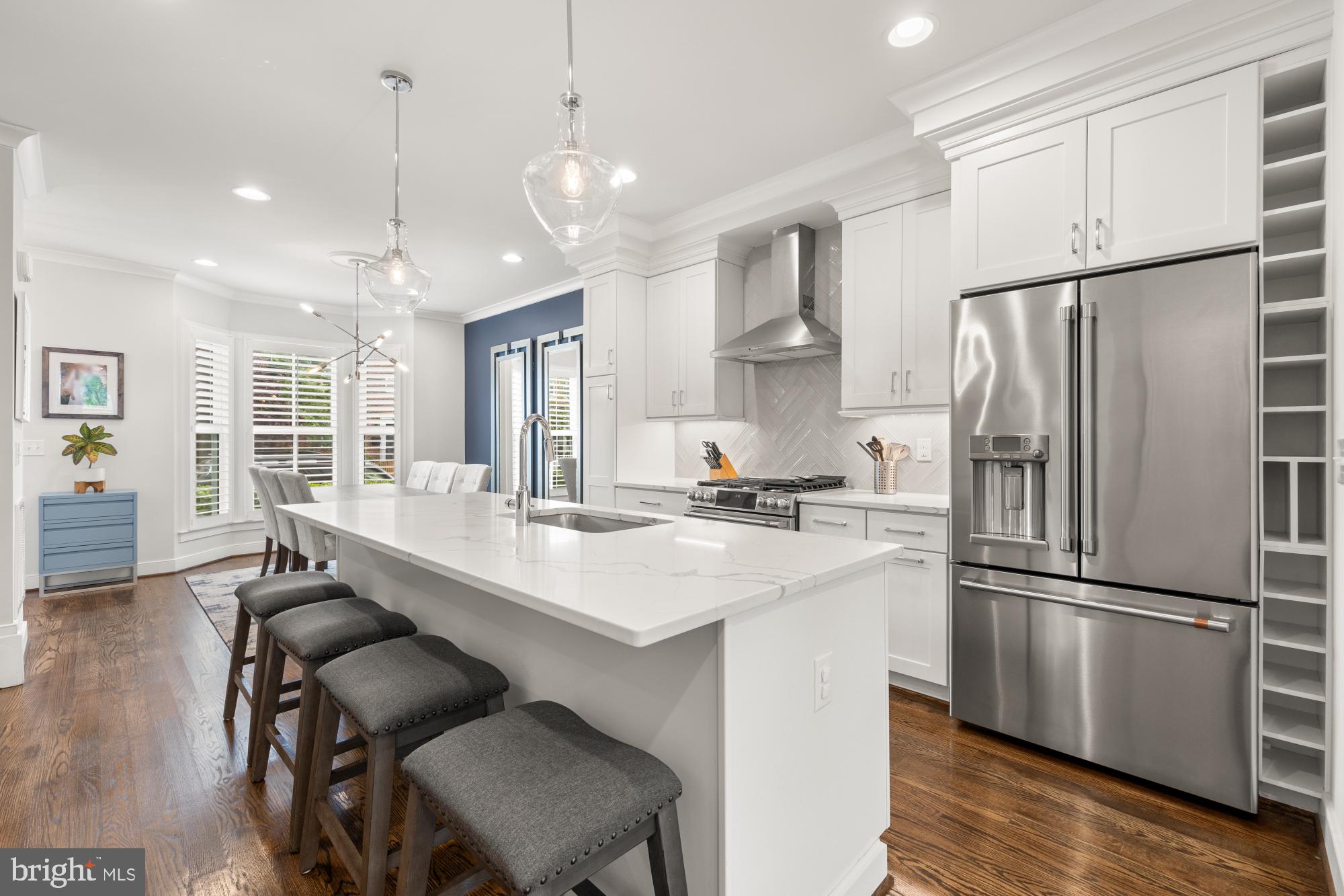 613 N Columbus Street