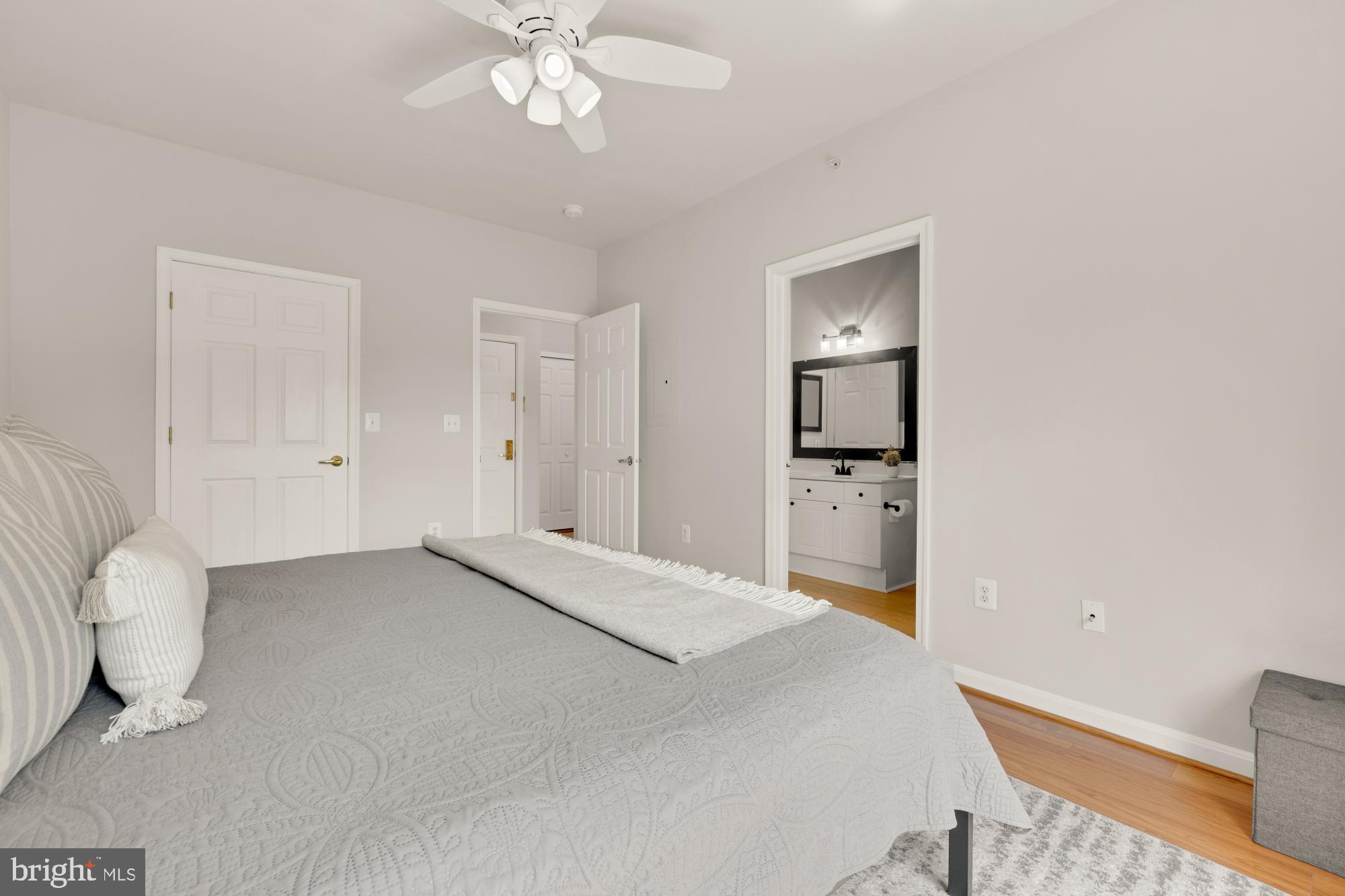 4550 Strutfield Ln #2405