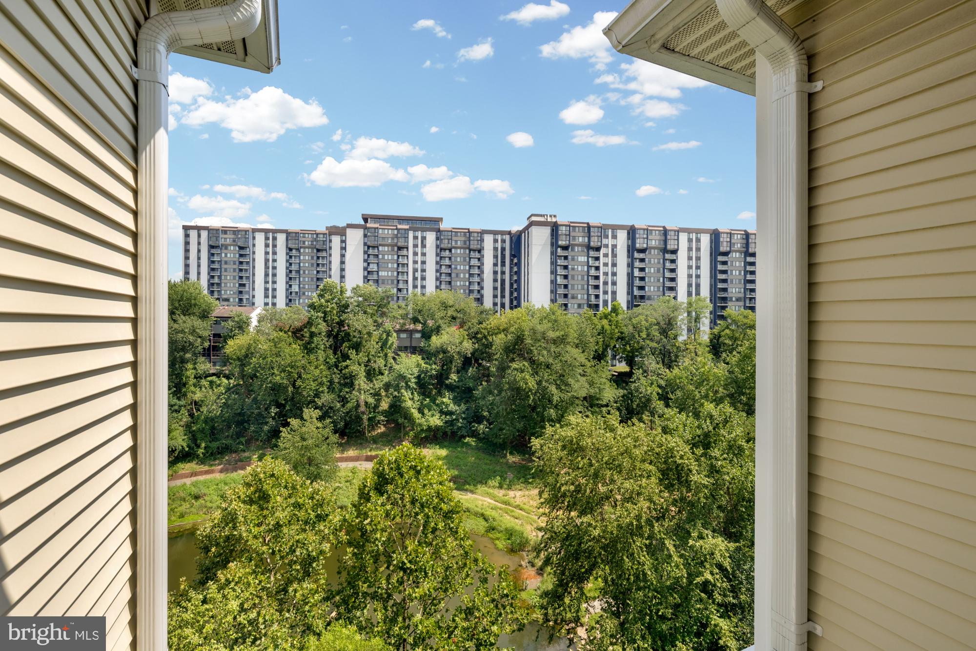 4550 Strutfield Ln #2405