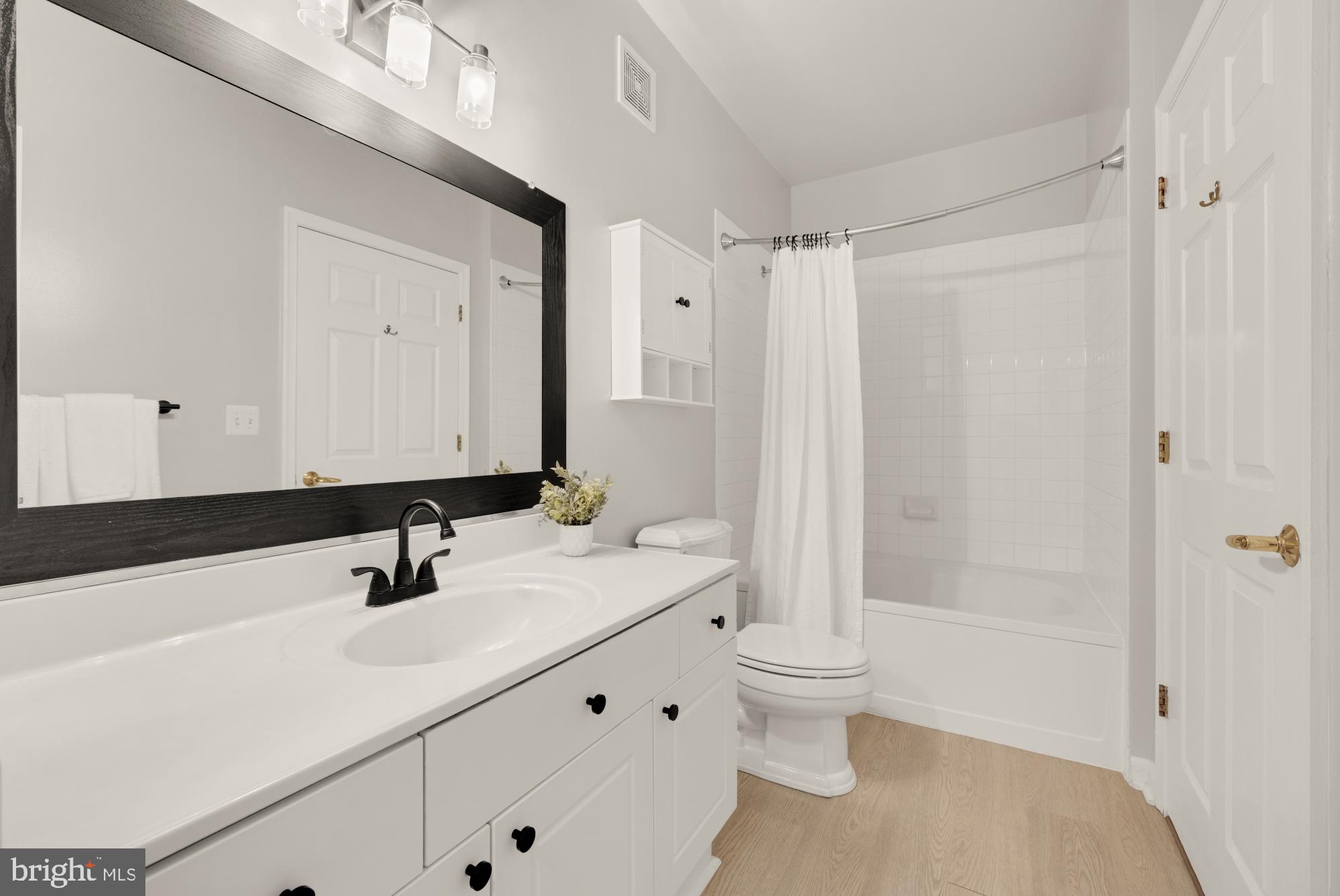 4550 Strutfield Ln #2405