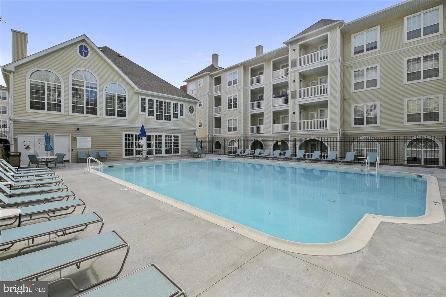 4550 Strutfield Ln #2405