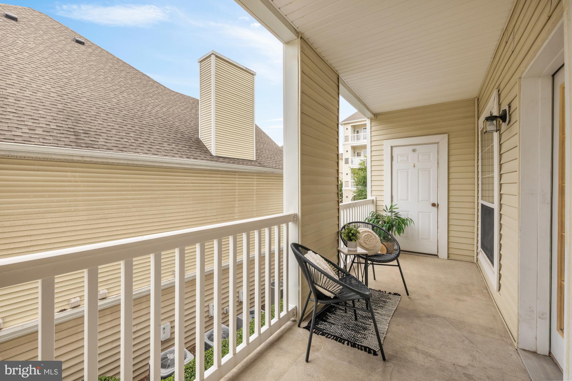 4560 STRUTFIELD LANE 1203