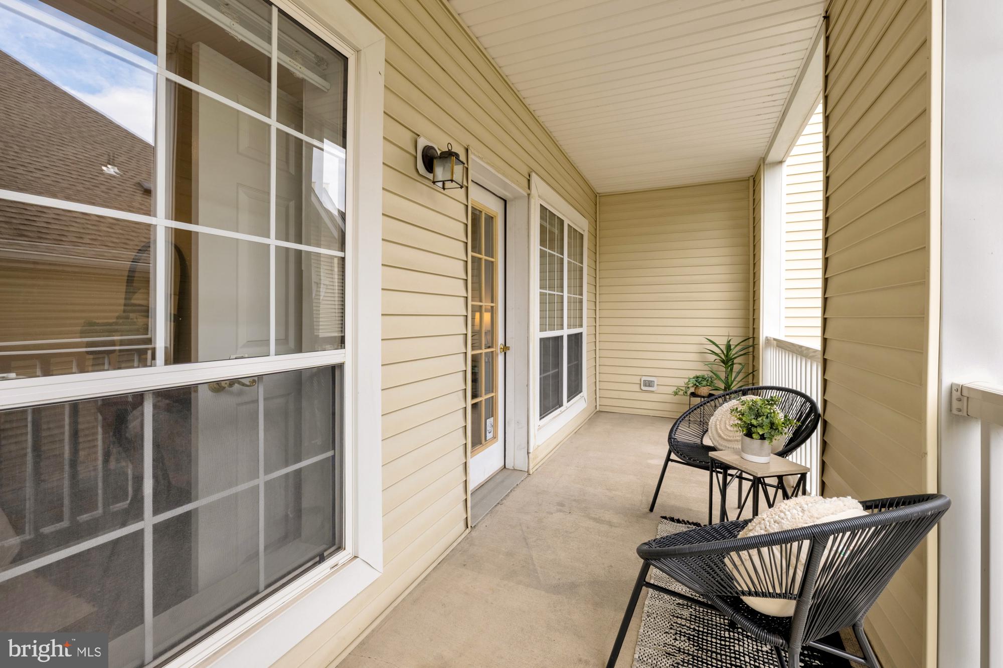 4560 STRUTFIELD LANE 1203