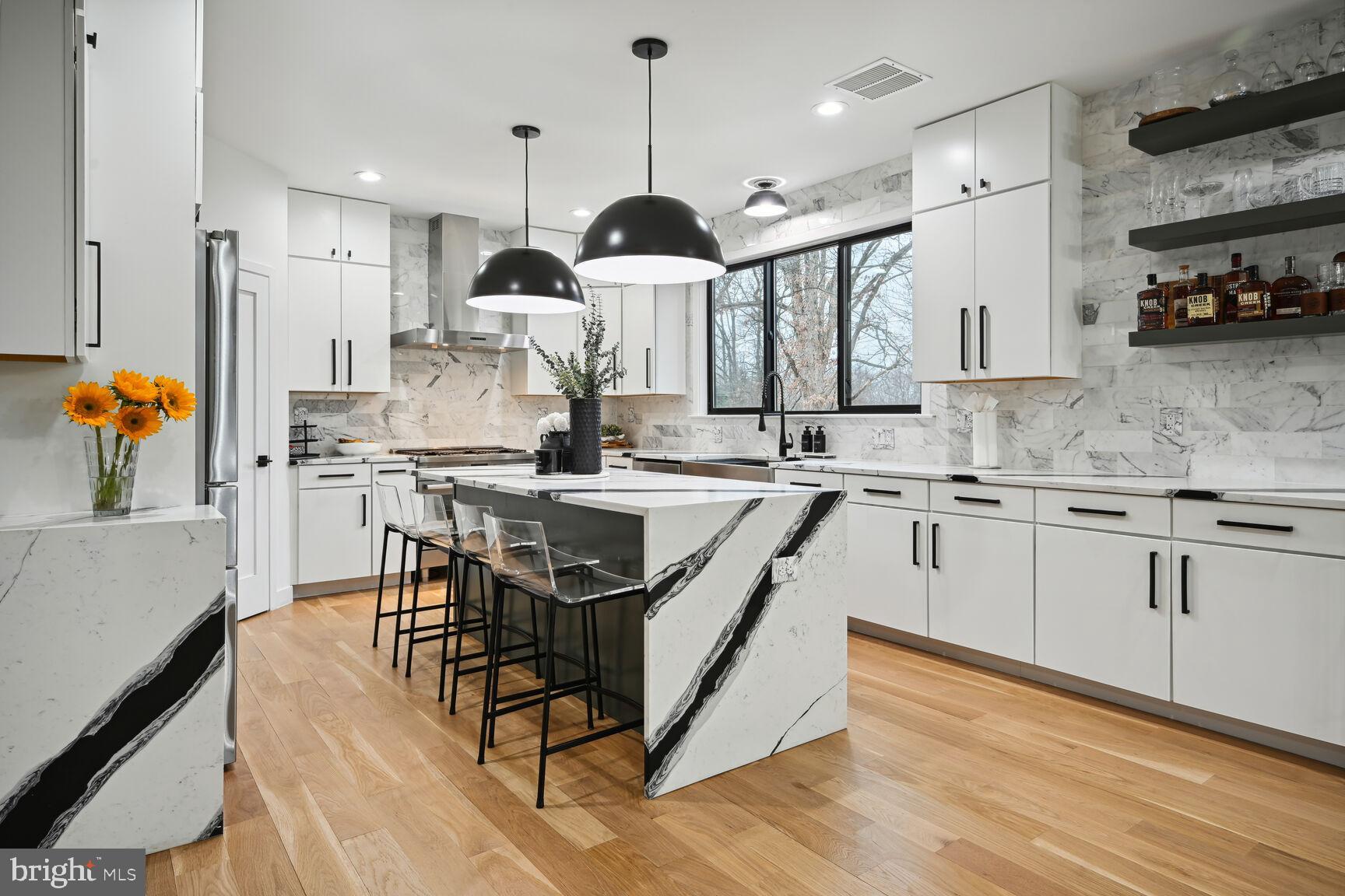 4512 Burke Station Rd