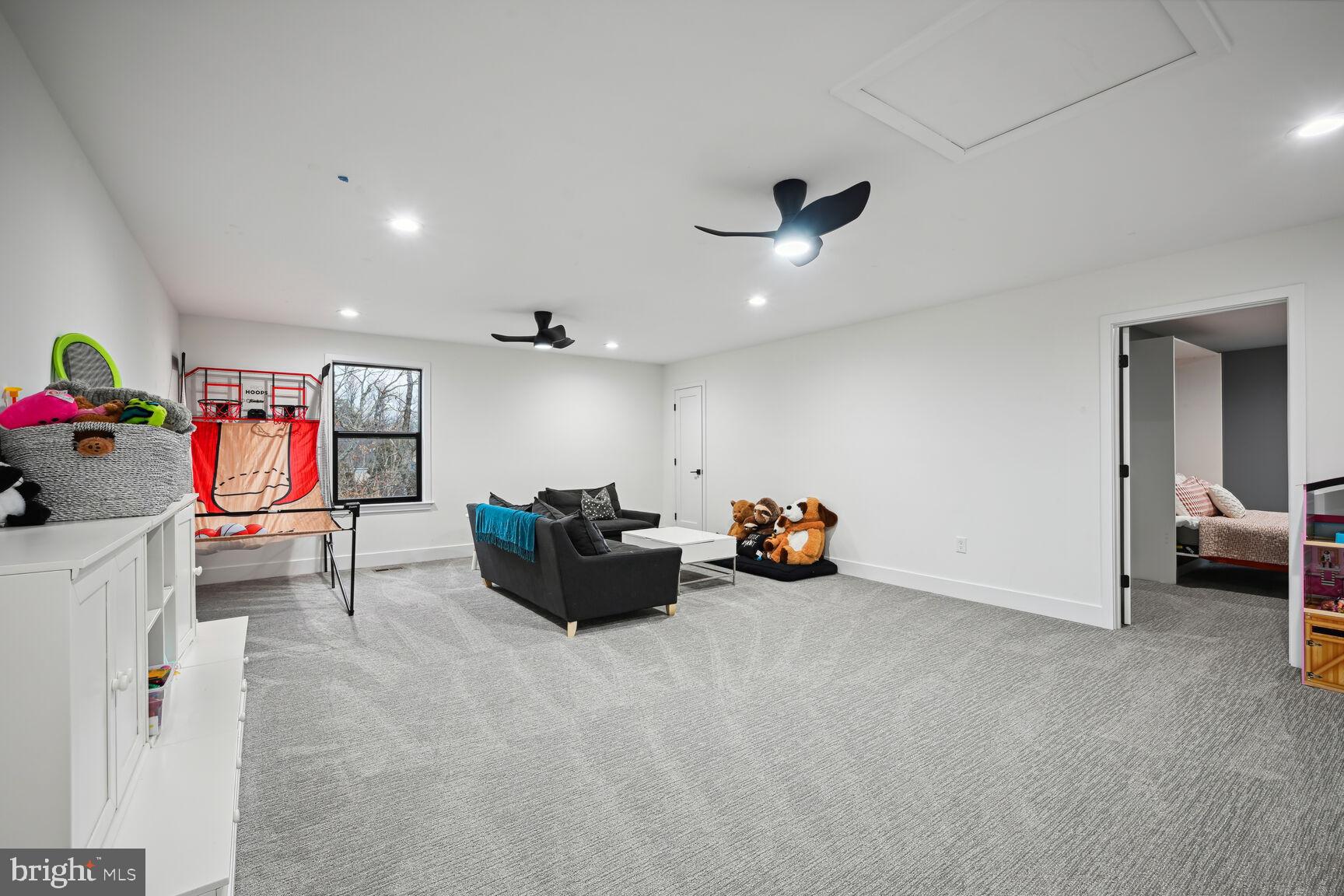 4512 Burke Station Rd