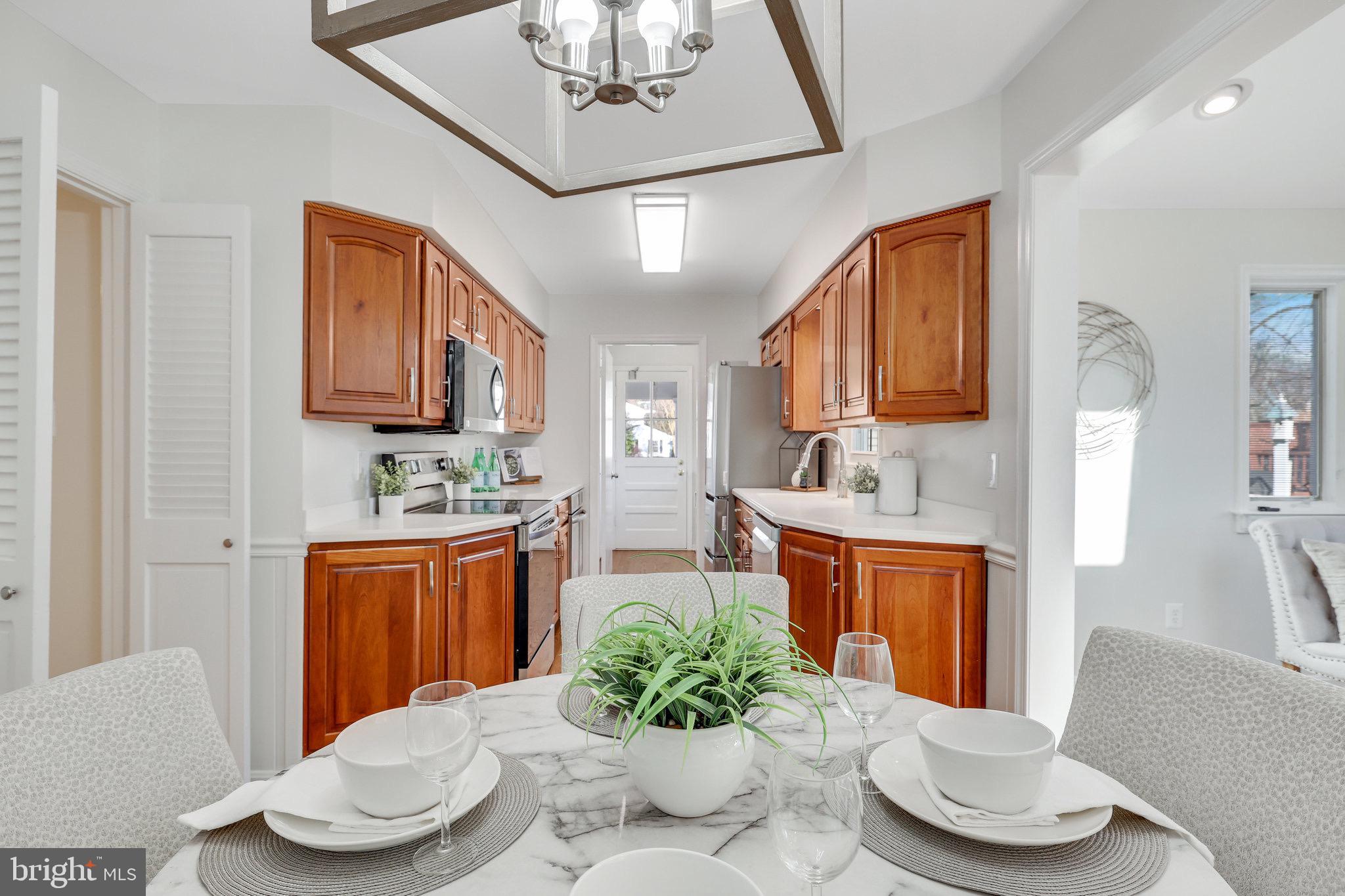 9413 Wareham Ct