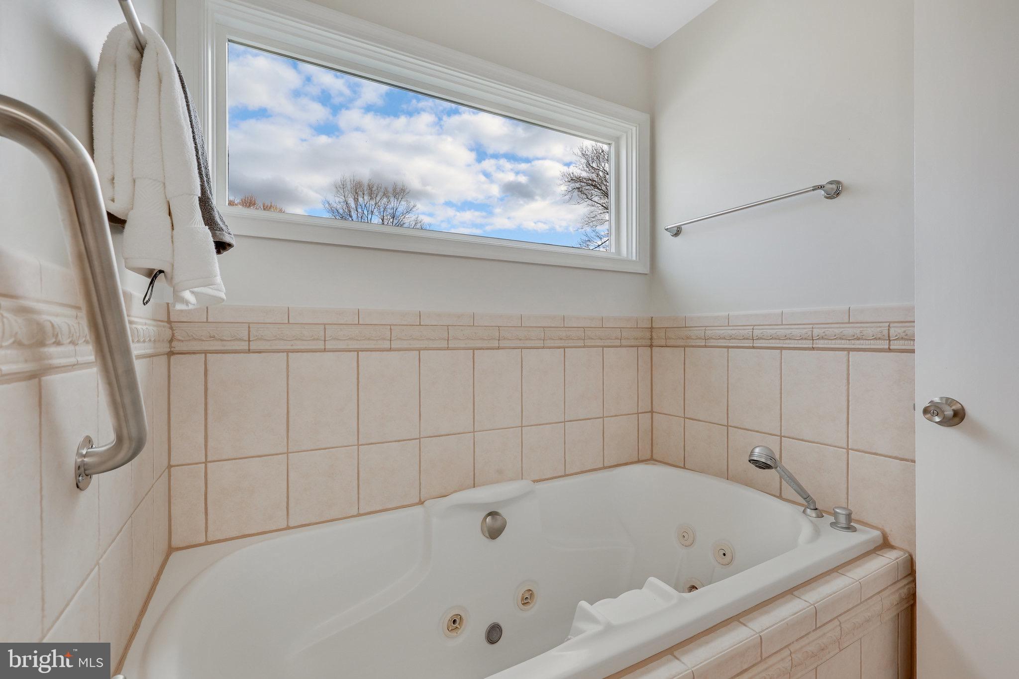 9413 Wareham Ct