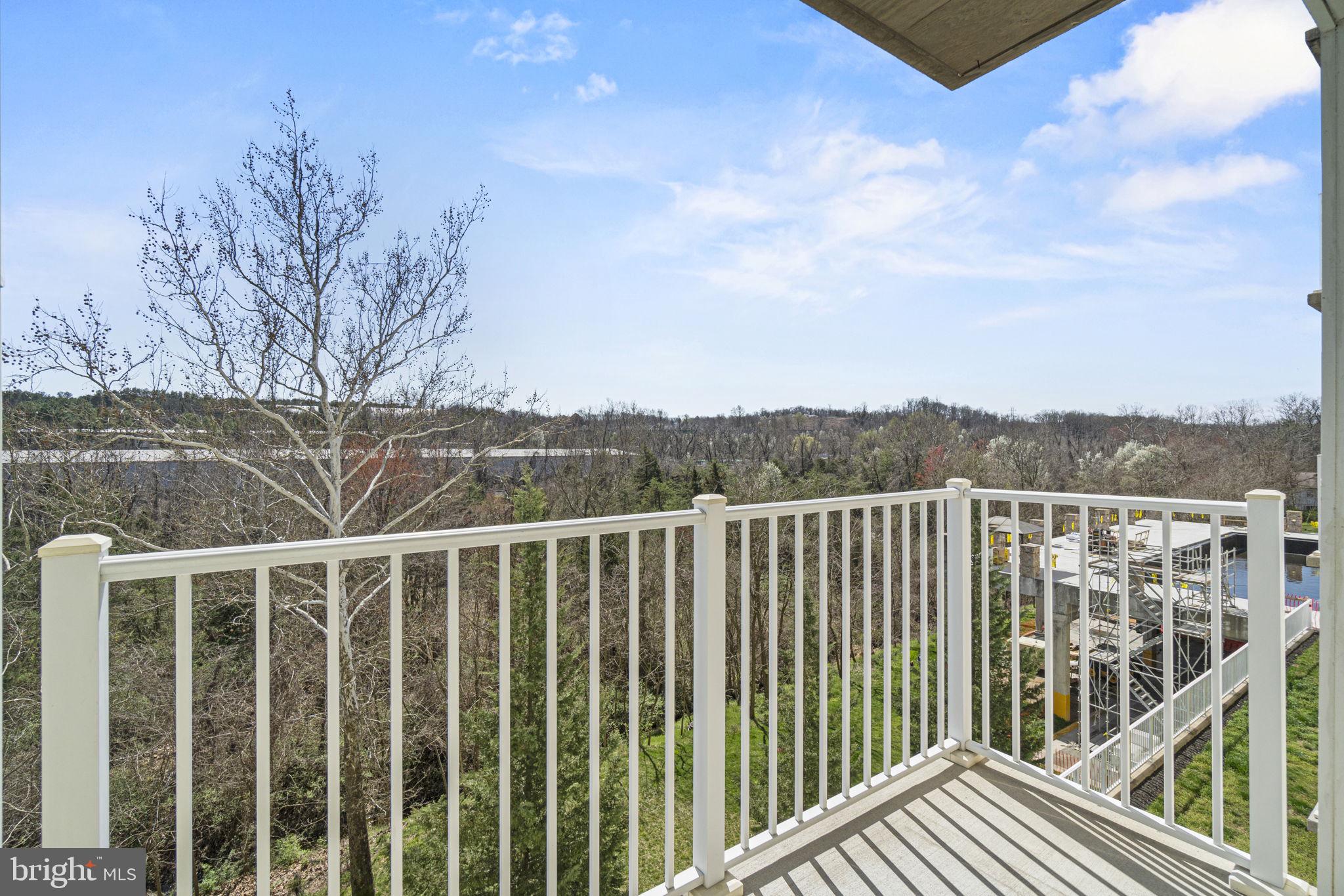 6301 Edsall Rd #321