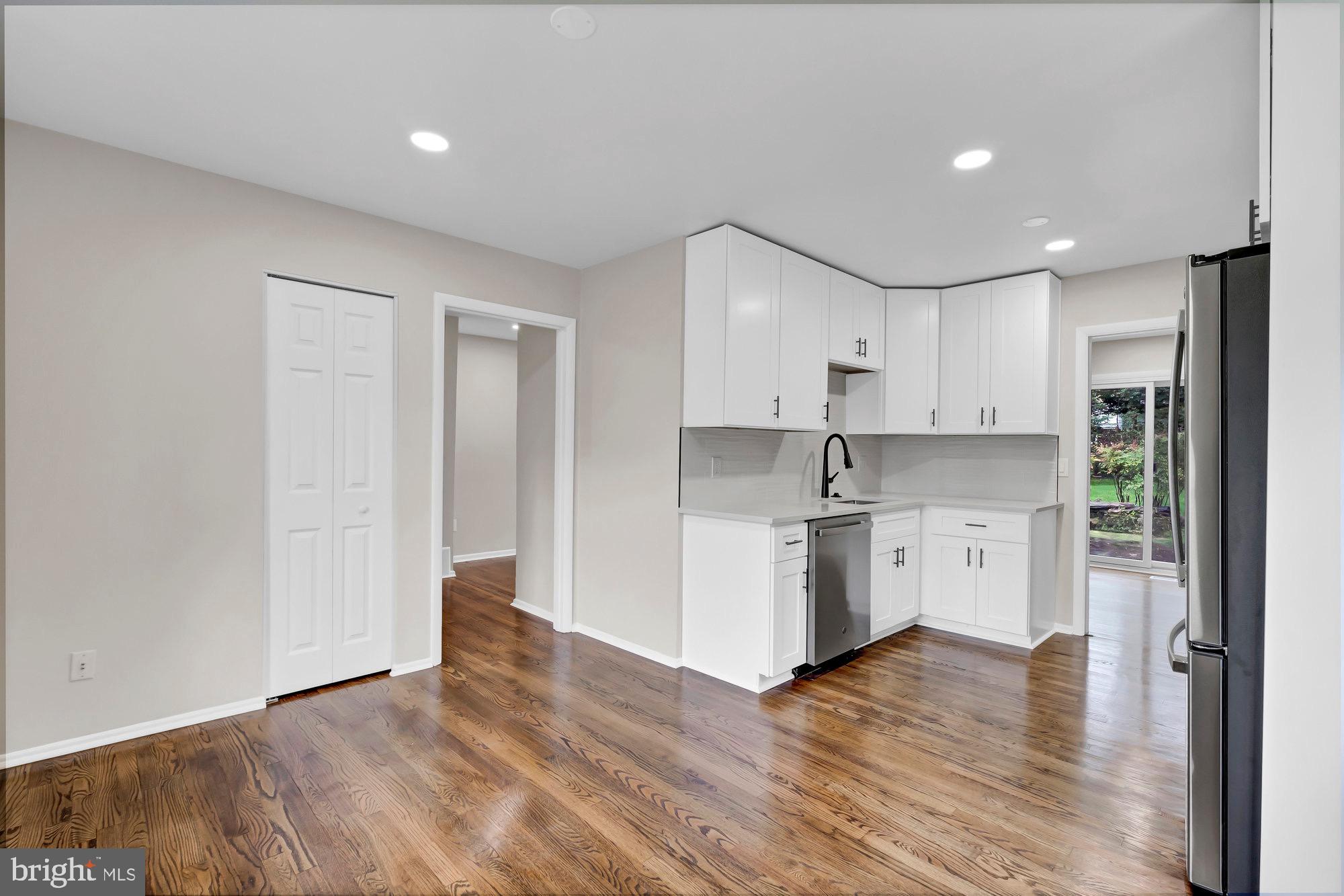 2423 Drexel St