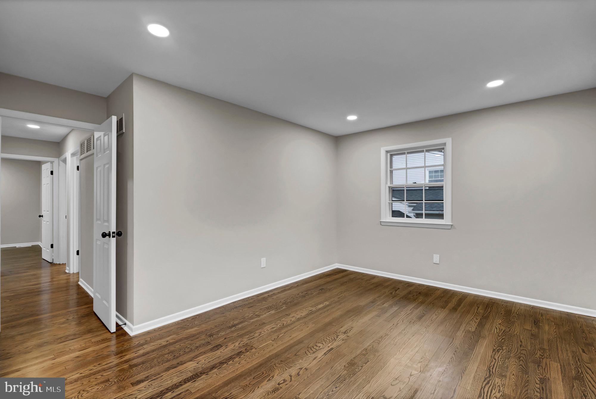 2423 Drexel St