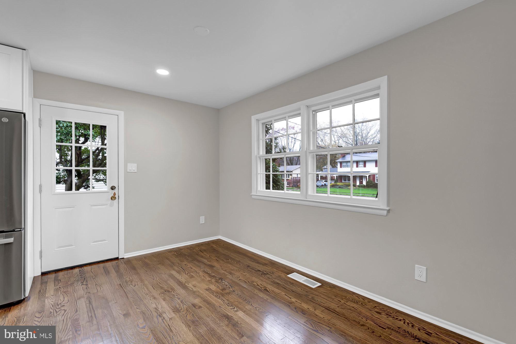 2423 Drexel St