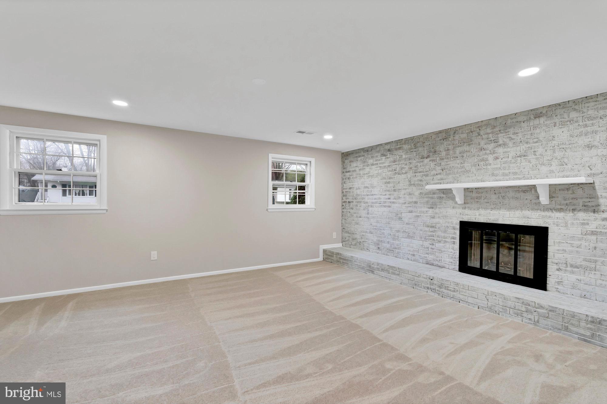2423 Drexel St