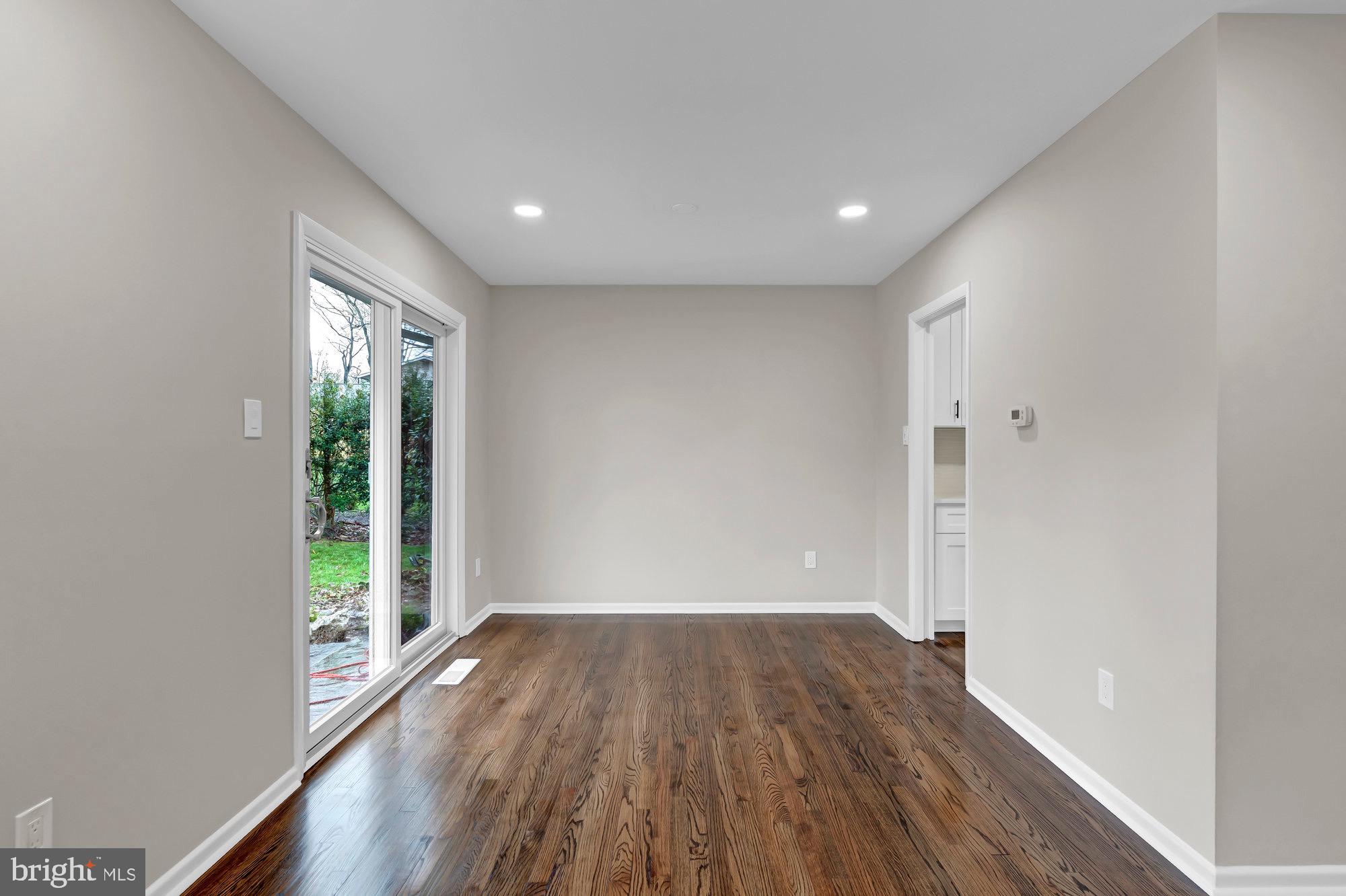 2423 Drexel St