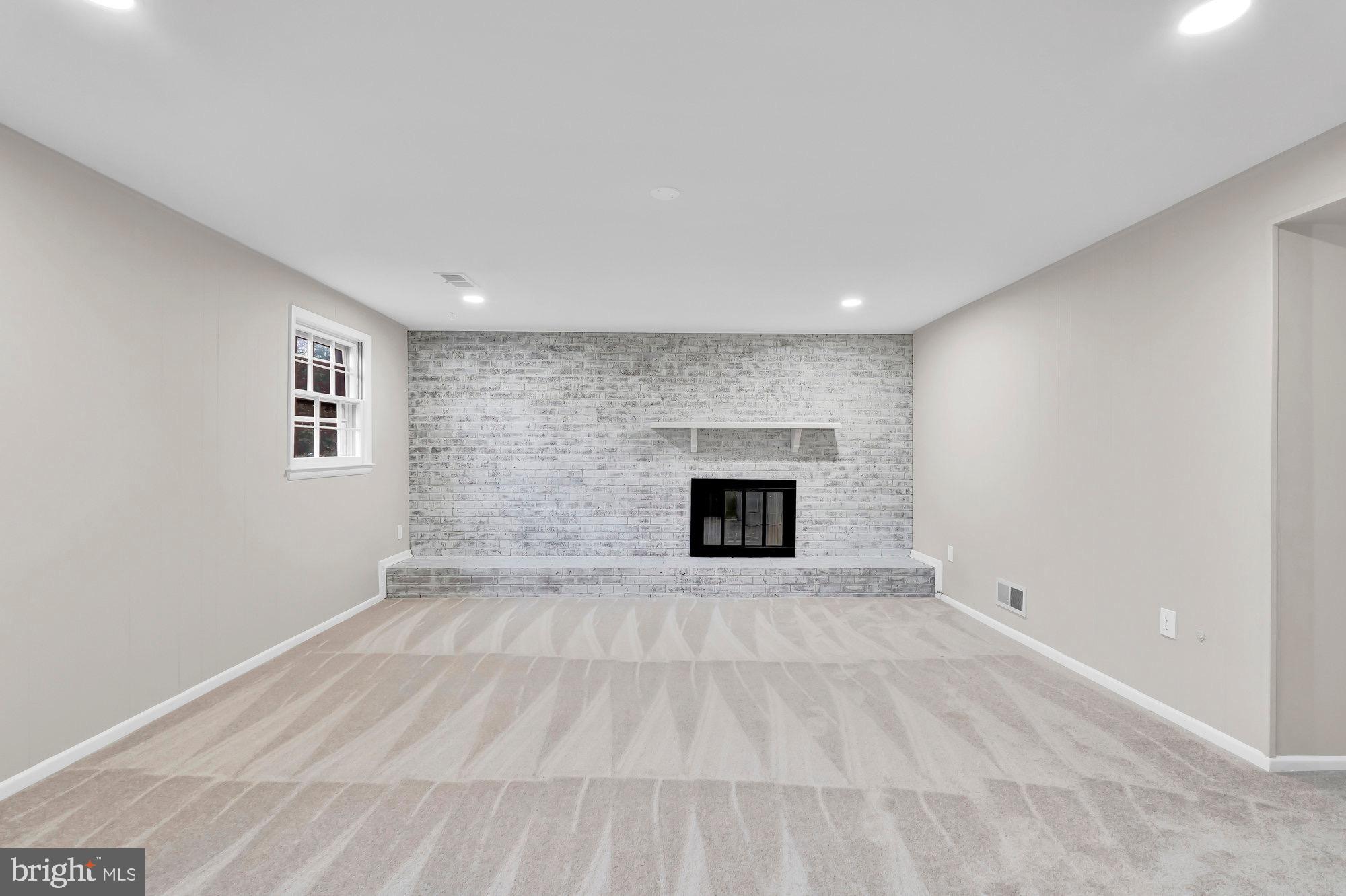 2423 Drexel St