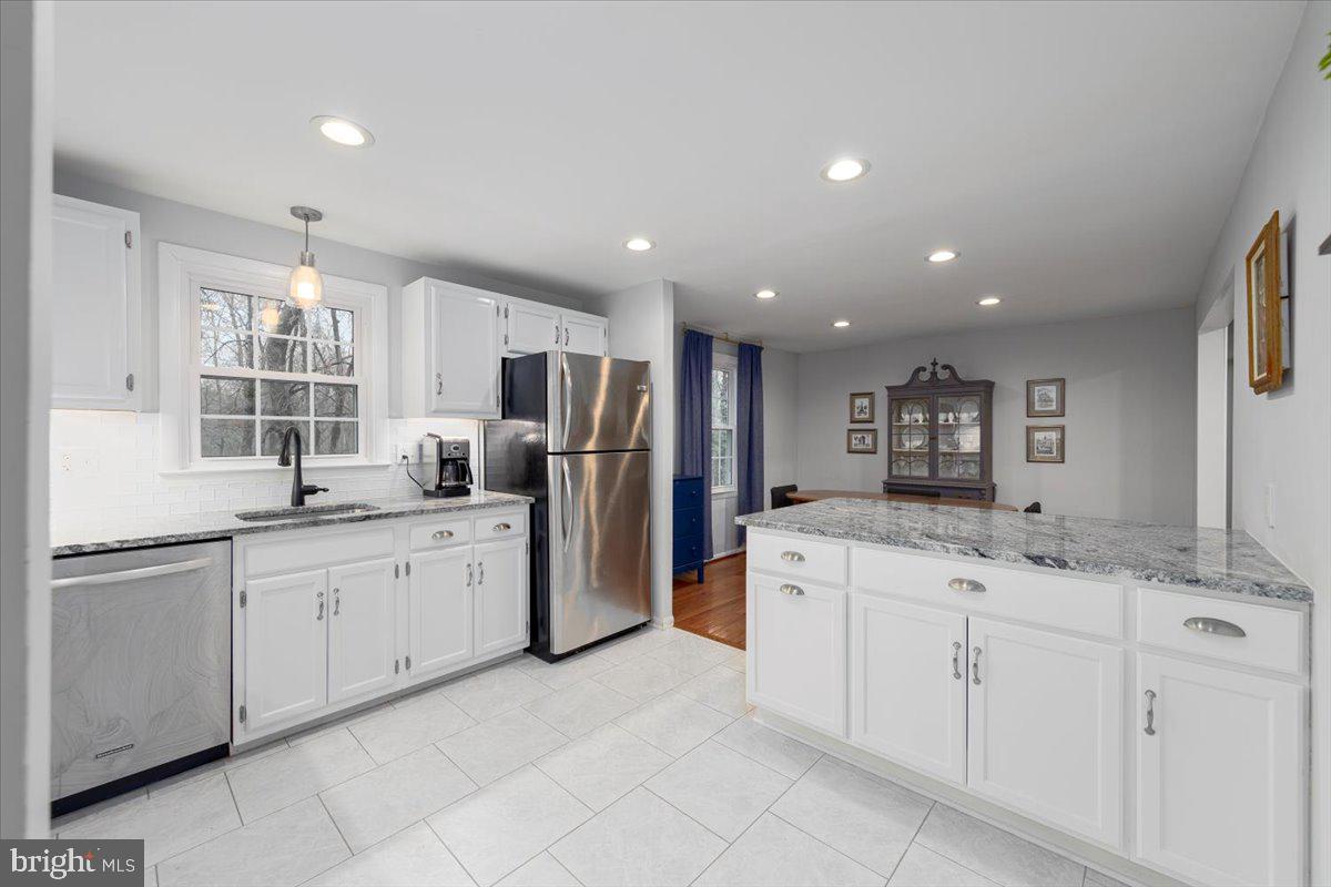 3224 Holly Berry Ct