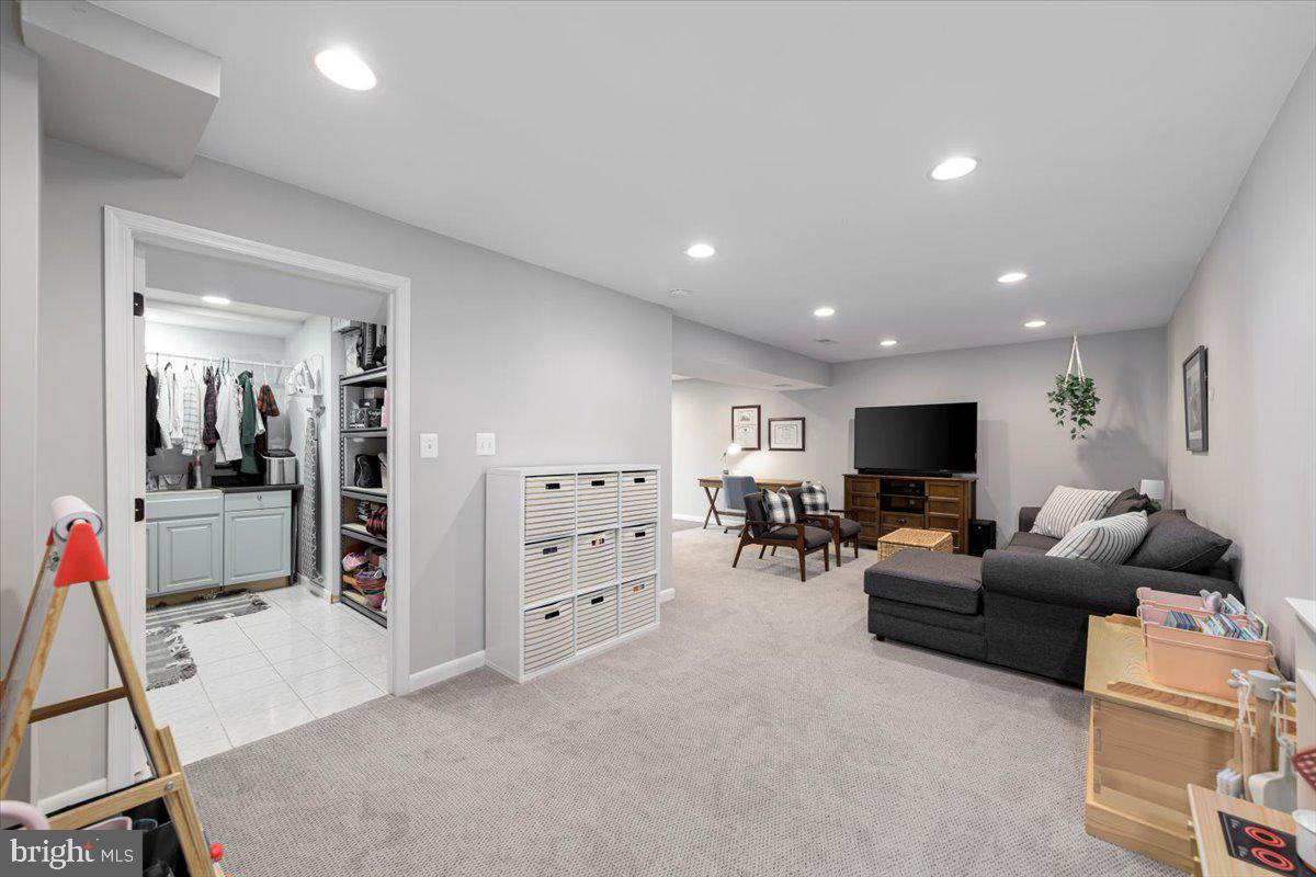 3224 Holly Berry Ct