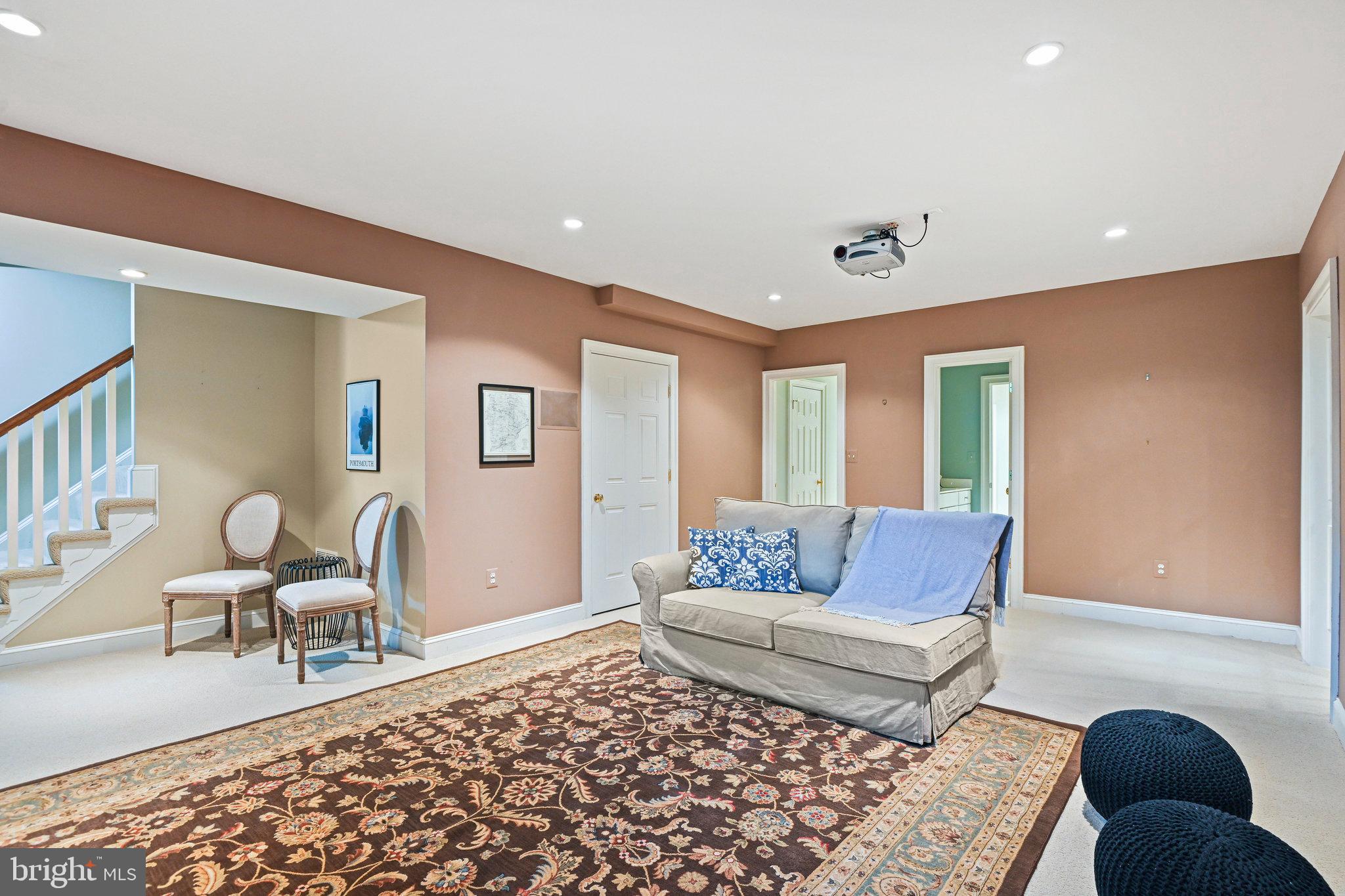 9854 Palace Green Way