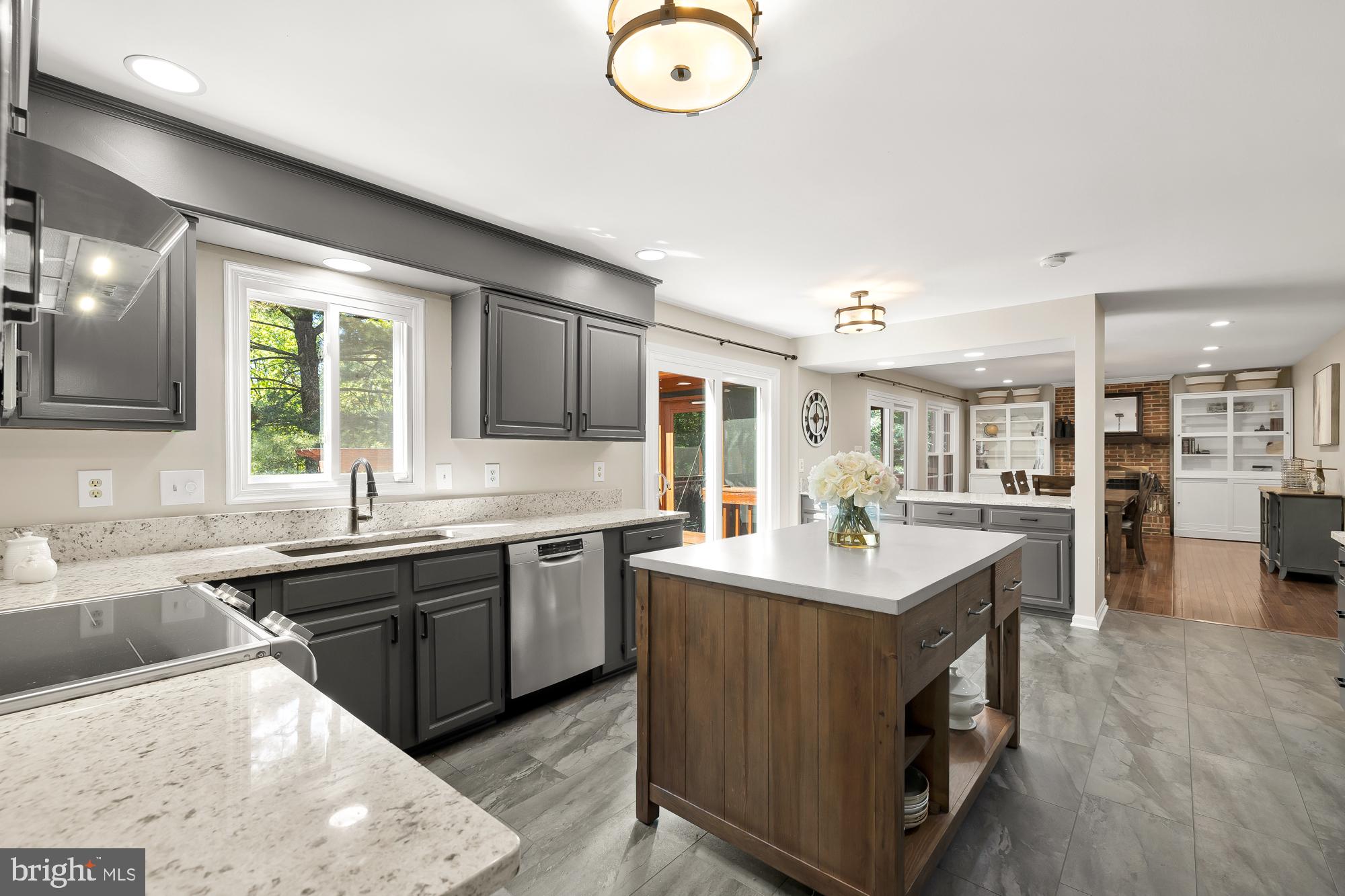 11965 Grey Squirrel Ln