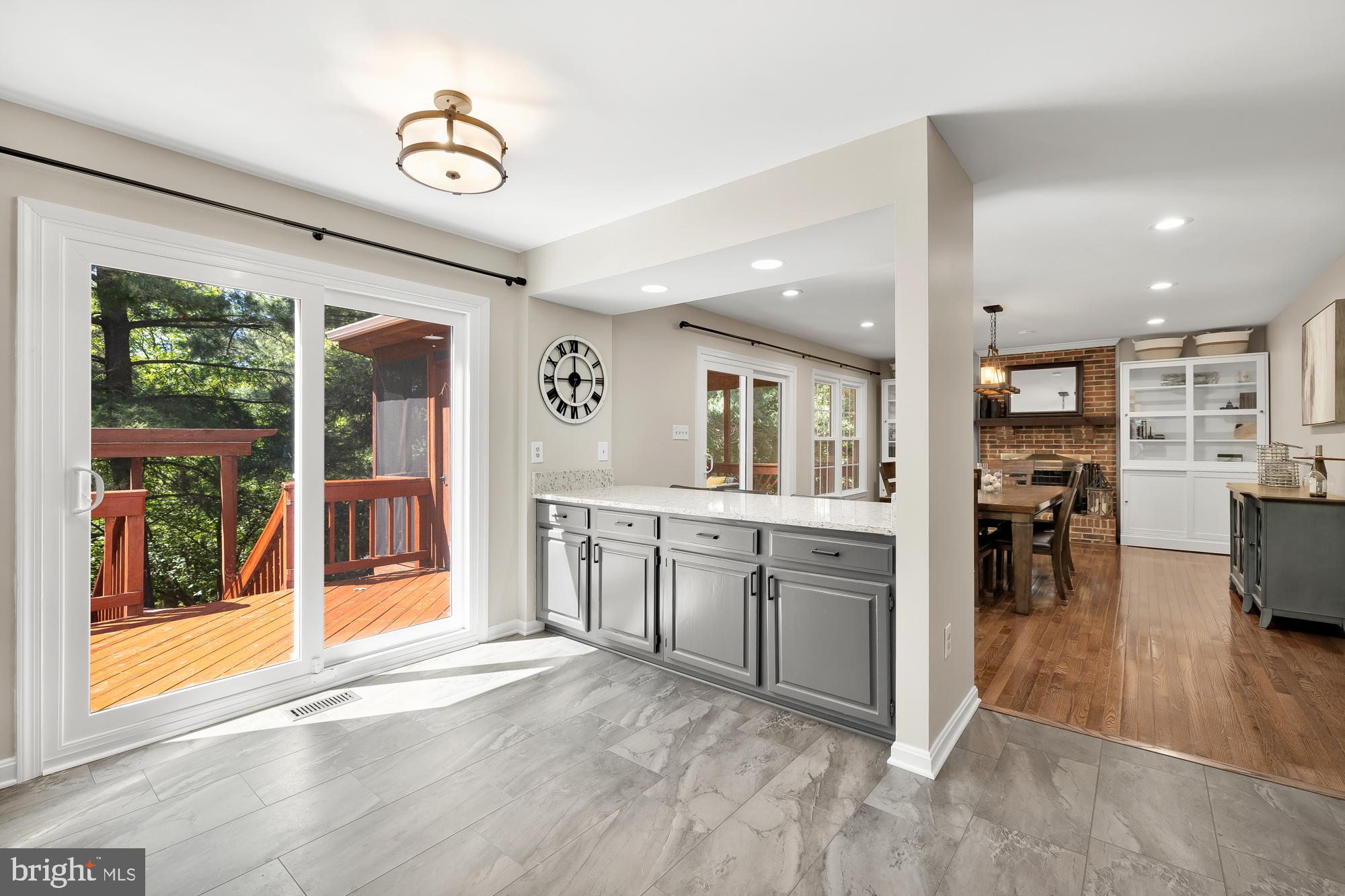 11965 Grey Squirrel Ln