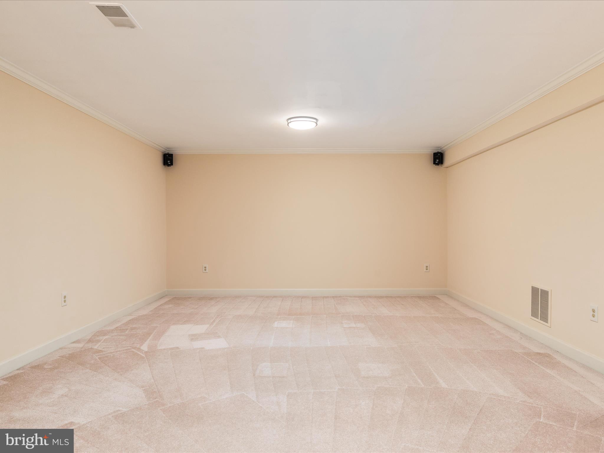 3312 Willow Glen Dr