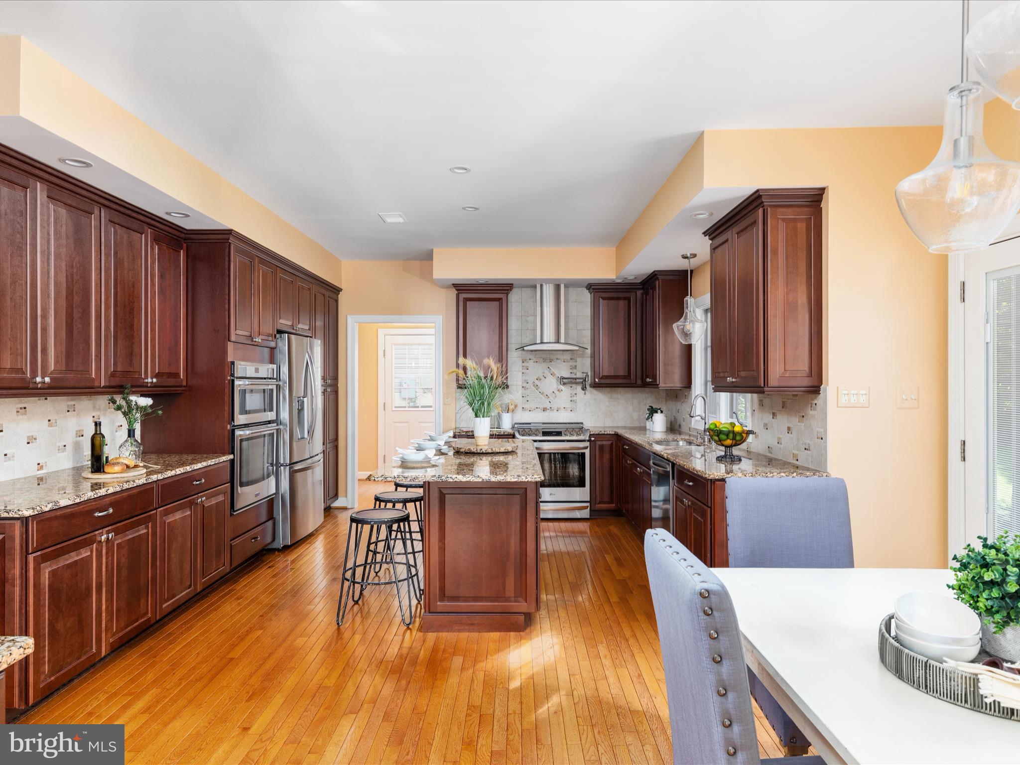 3312 Willow Glen Dr
