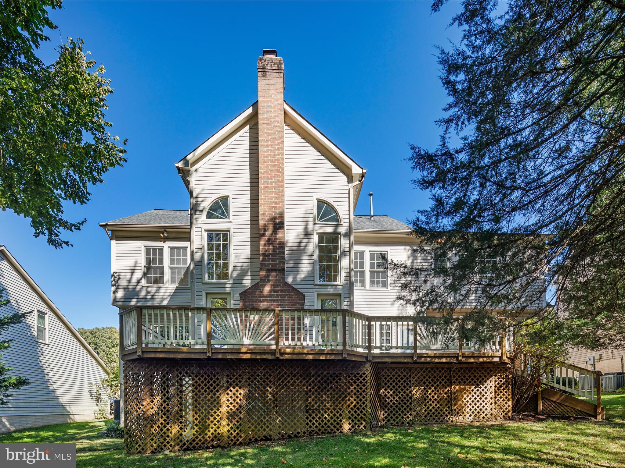 3312 Willow Glen Dr