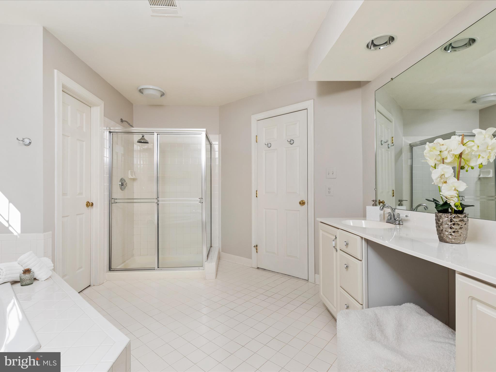 3312 Willow Glen Dr