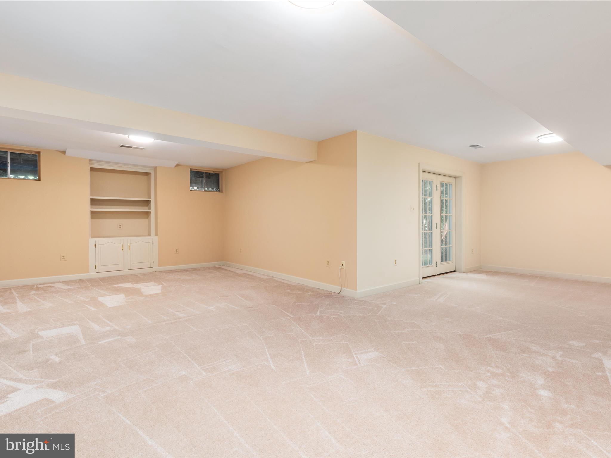 3312 Willow Glen Dr