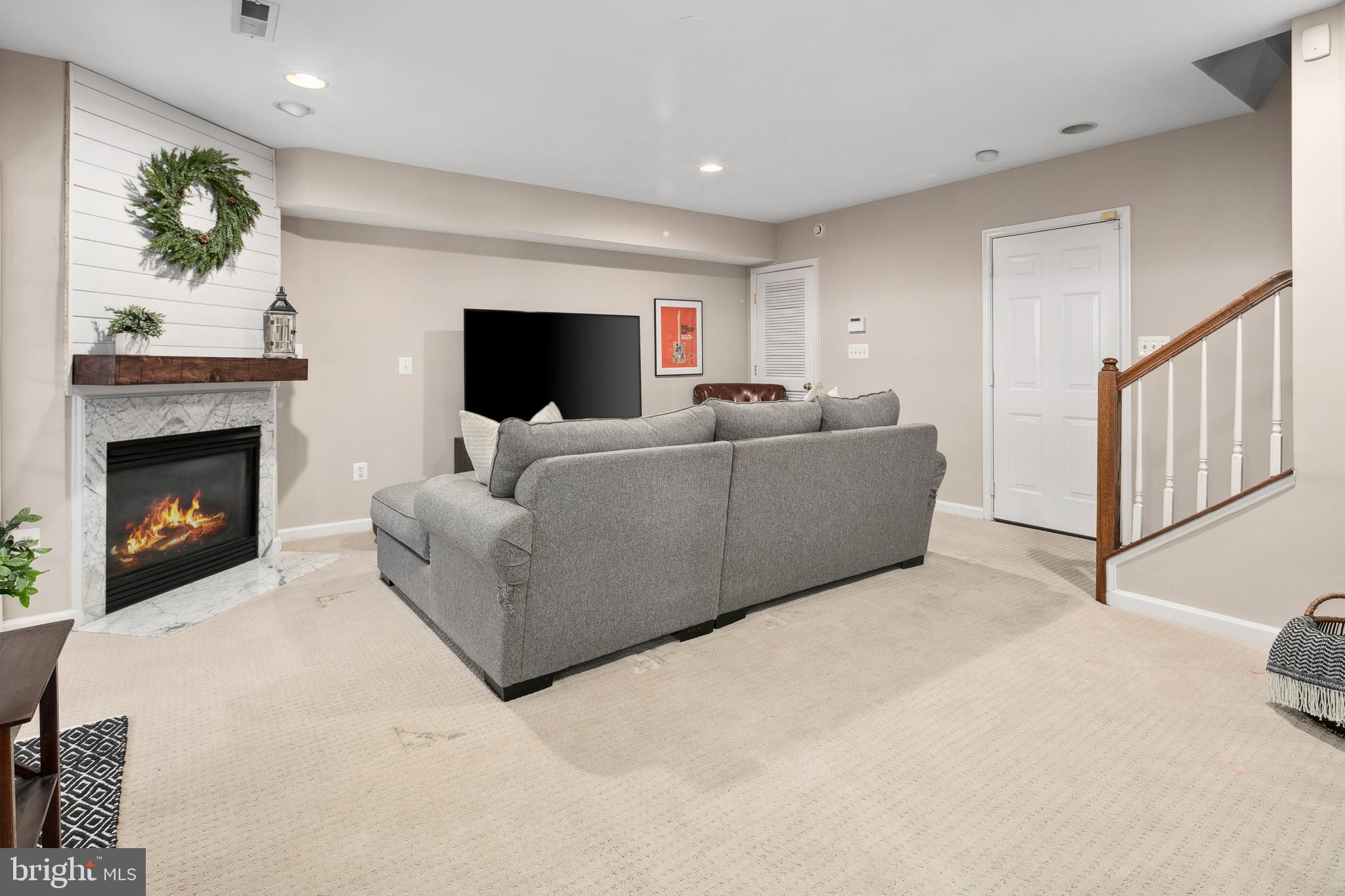 4635 Aspen Hill Ct