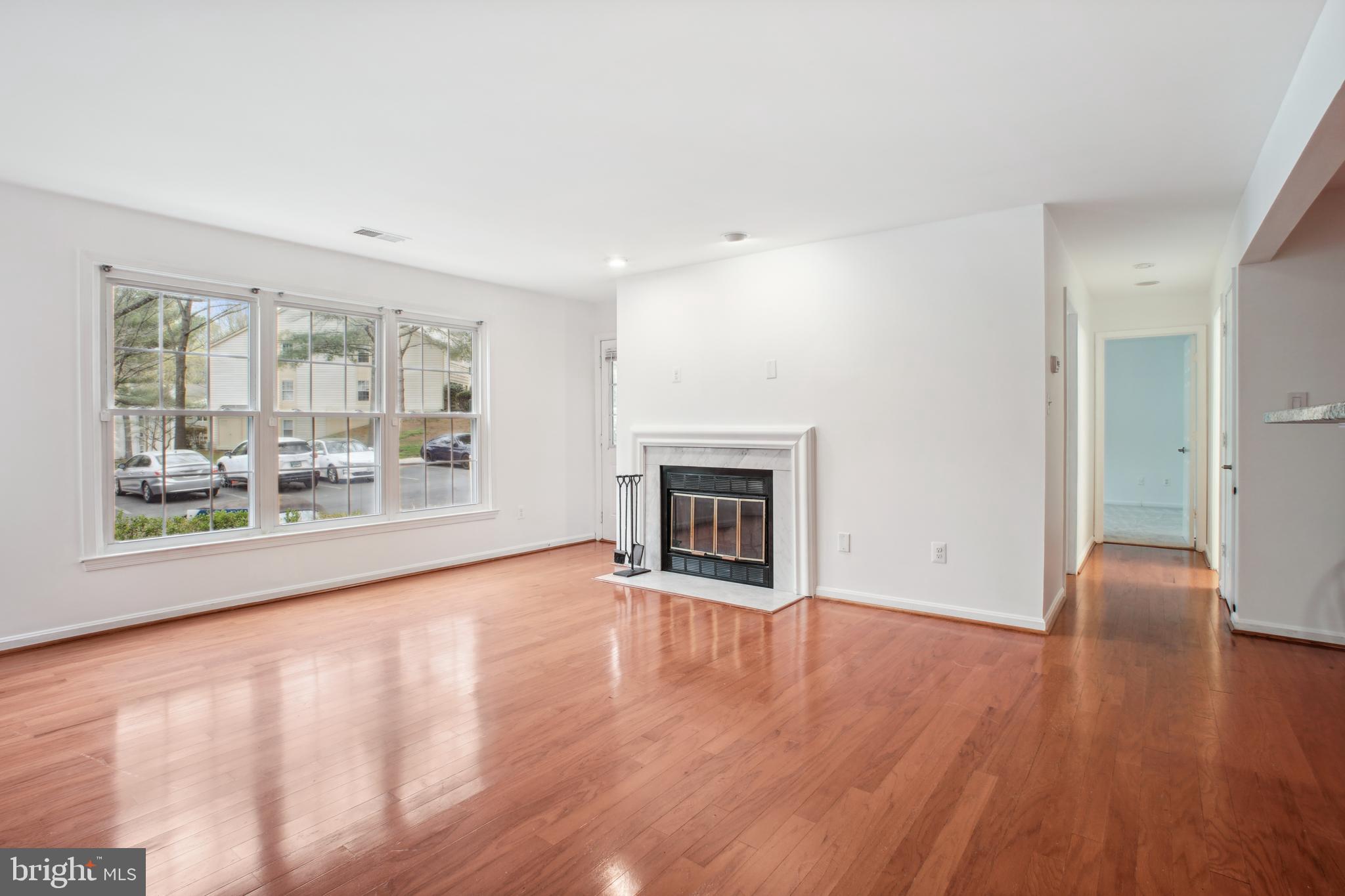 2229 Lovedale Ln #E, 303b