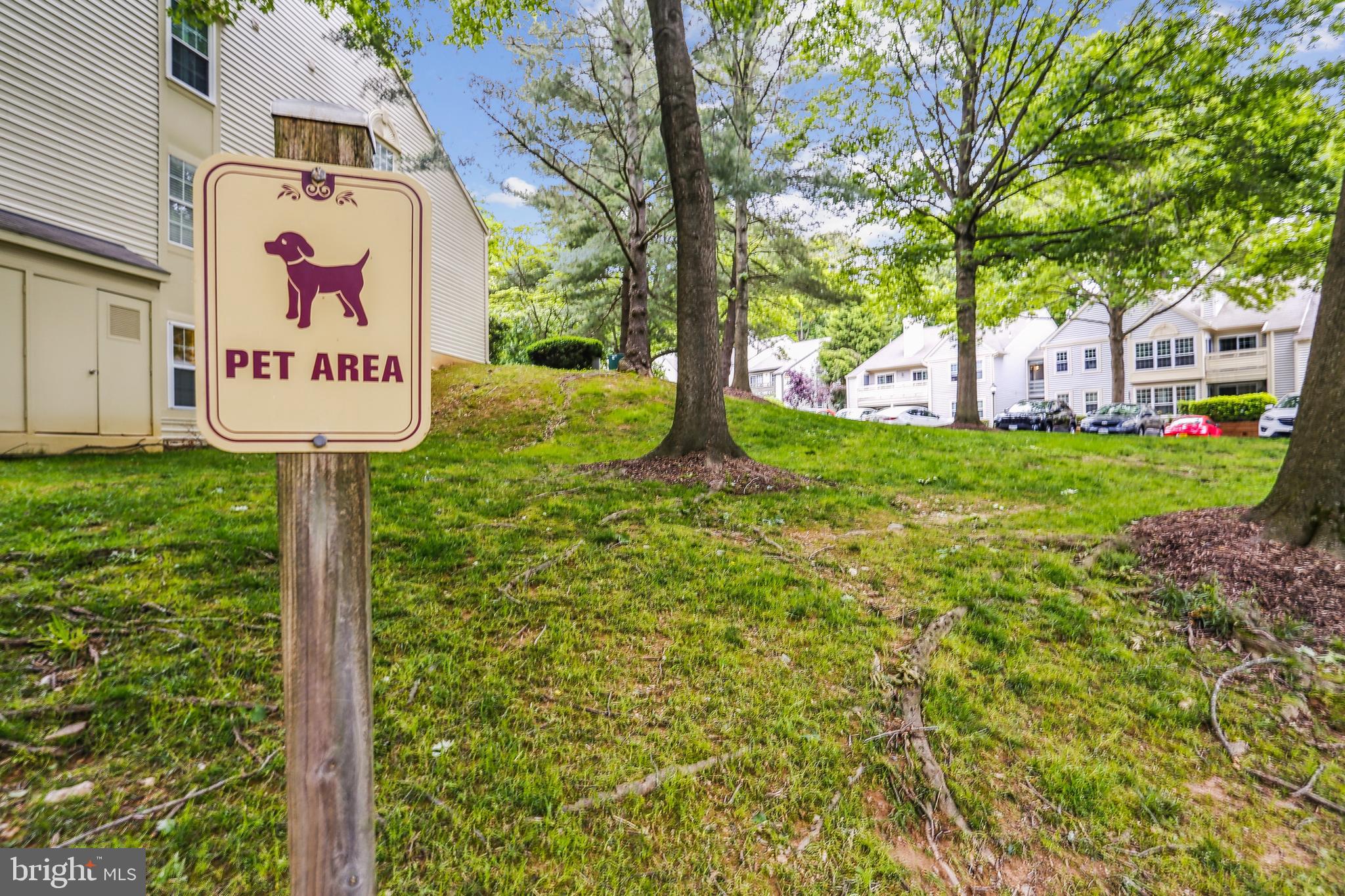 2229 Lovedale Ln #E, 303b