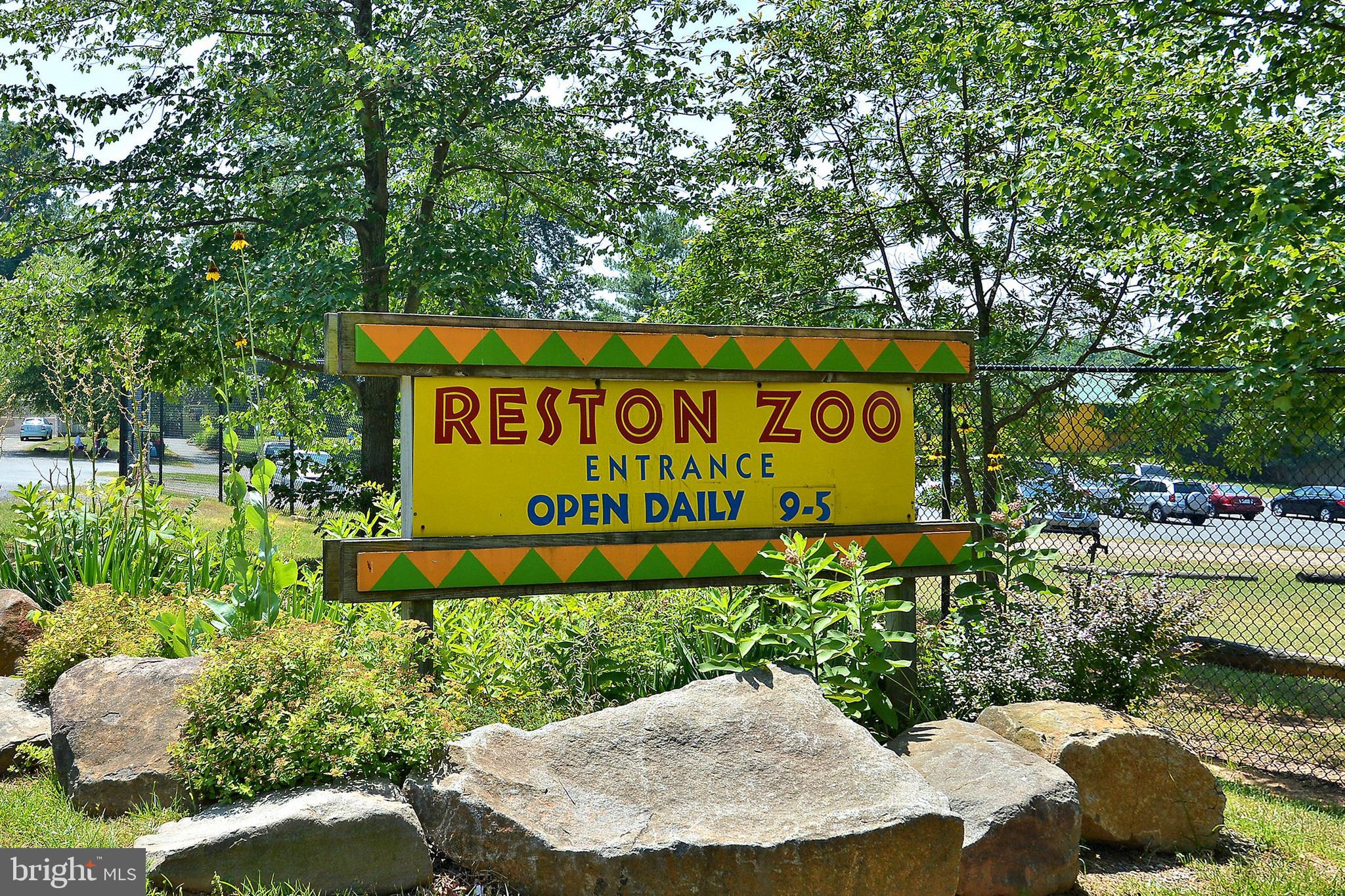 2229 Lovedale Ln #E, 303b