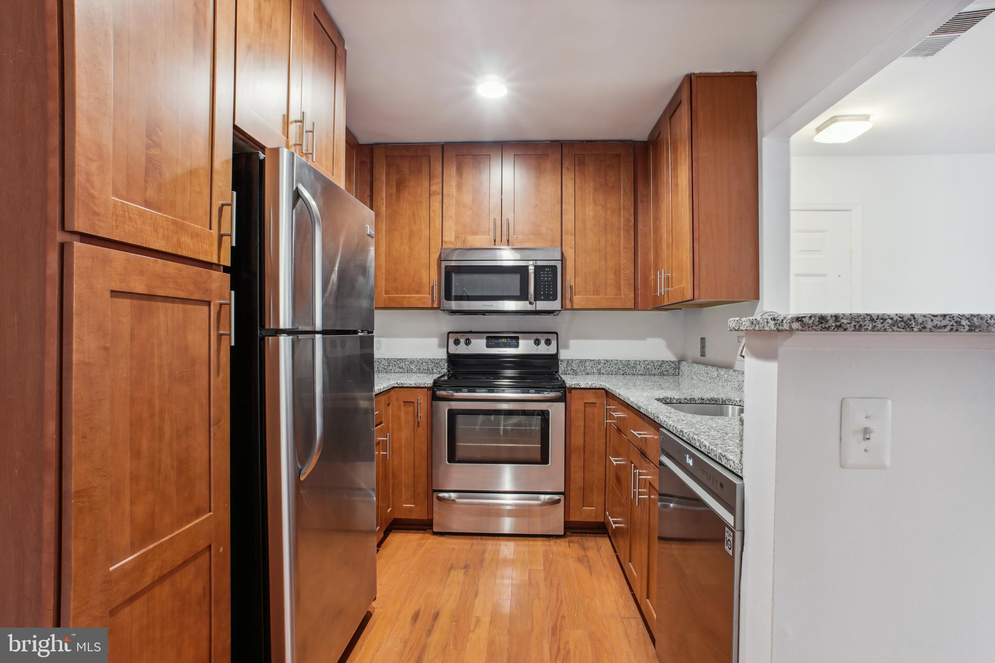 2229 Lovedale Ln #E, 303b