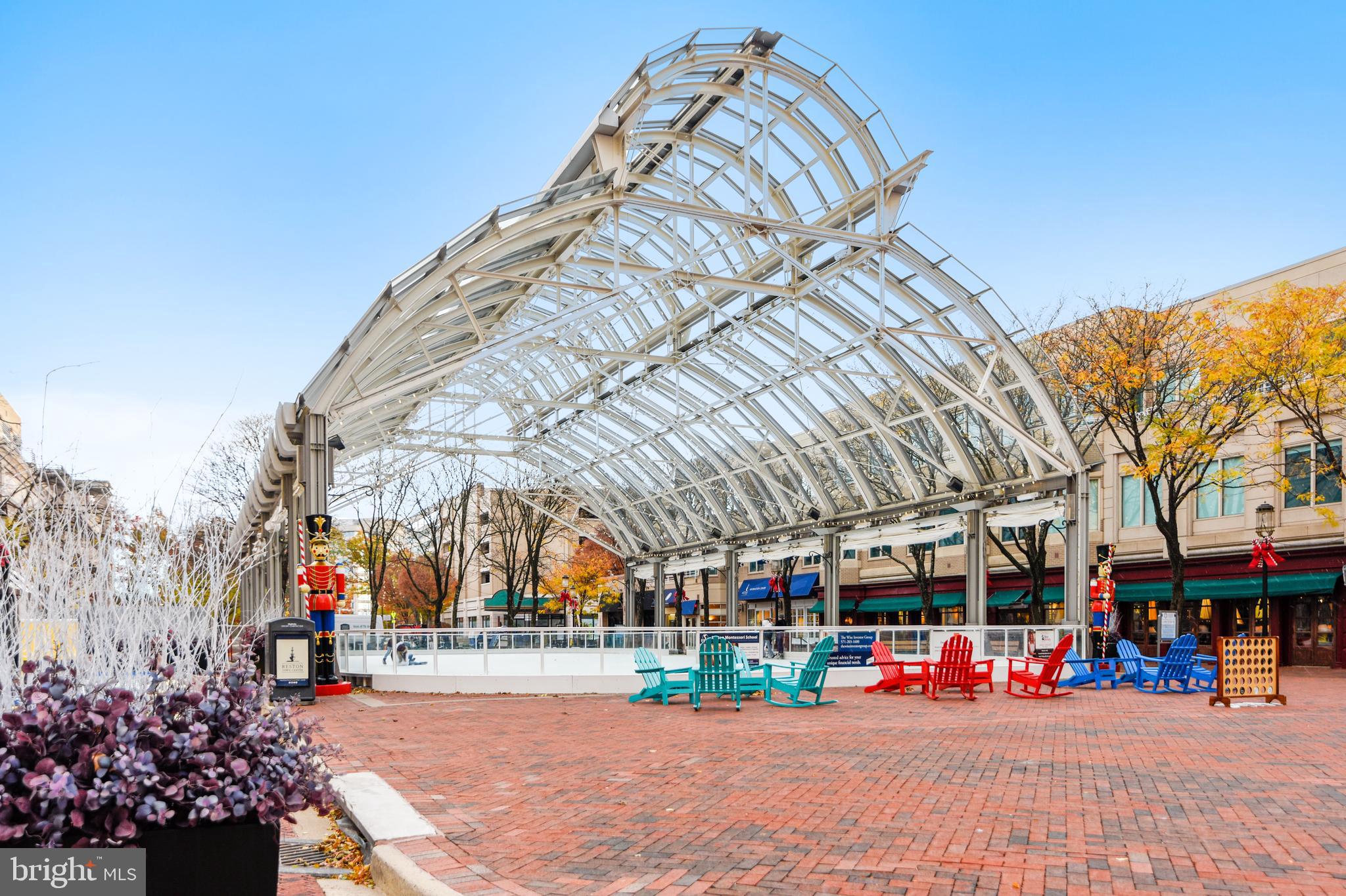 2229 Lovedale Ln #E, 303b