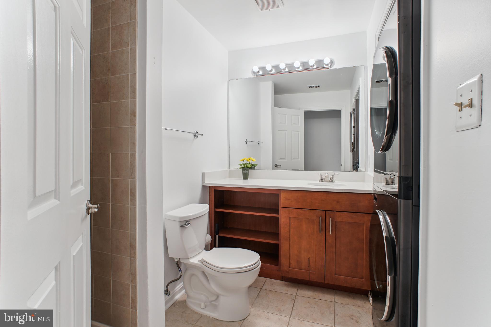 2229 Lovedale Ln #E, 303b