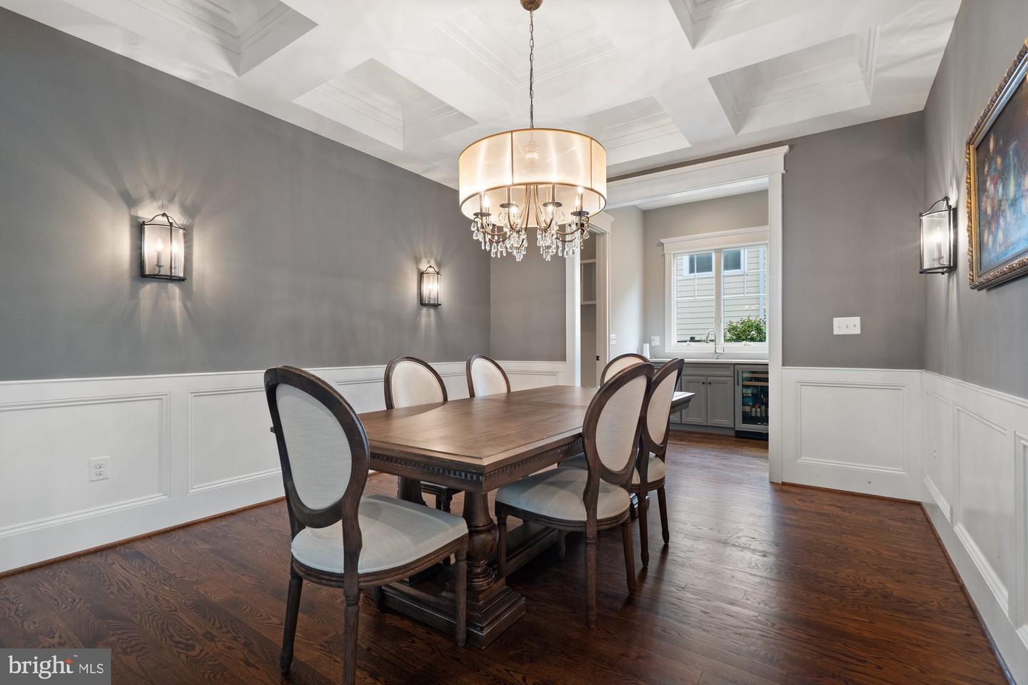 445 Orchard St NW